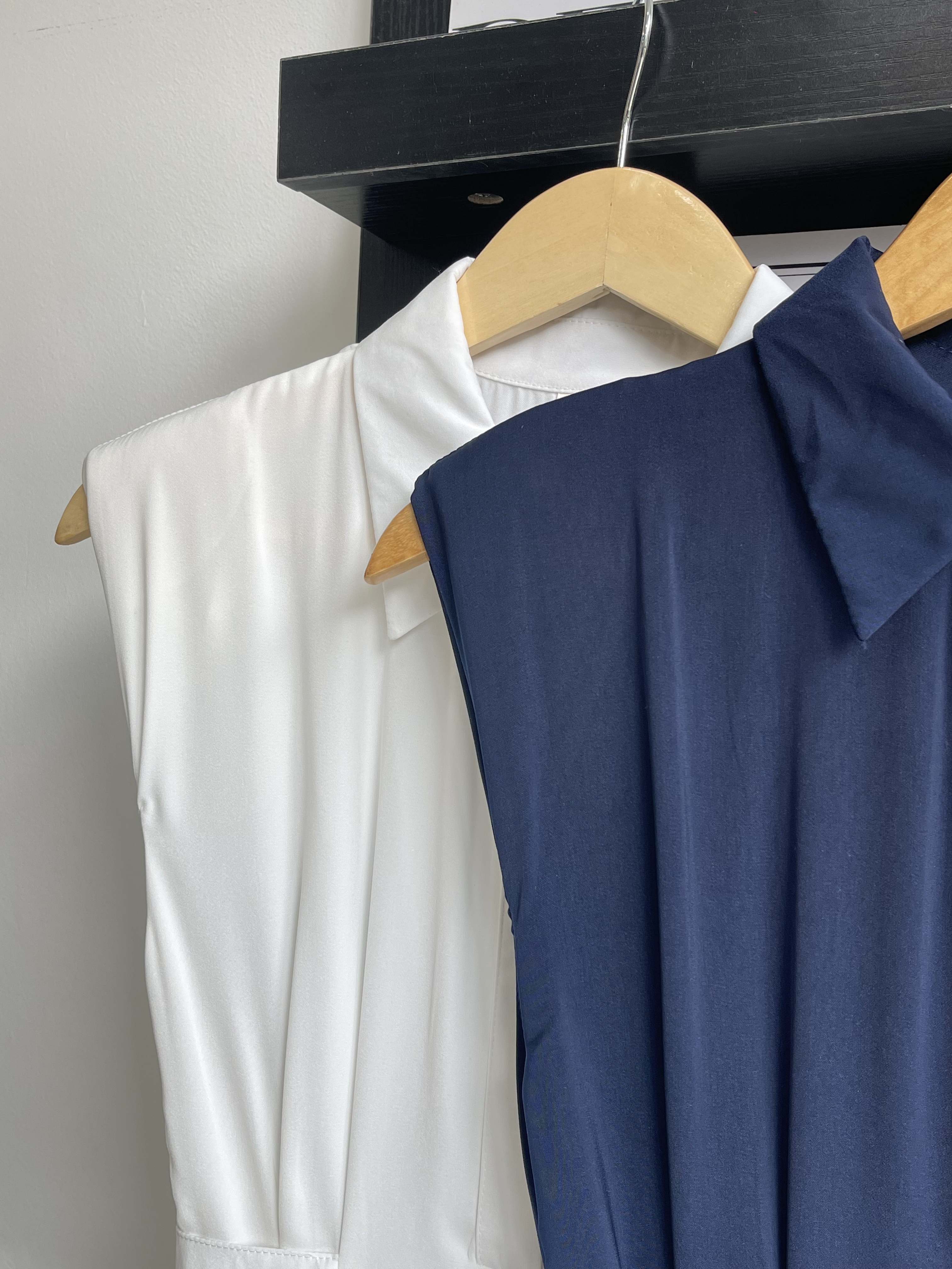 通勤垫肩无袖连身裙