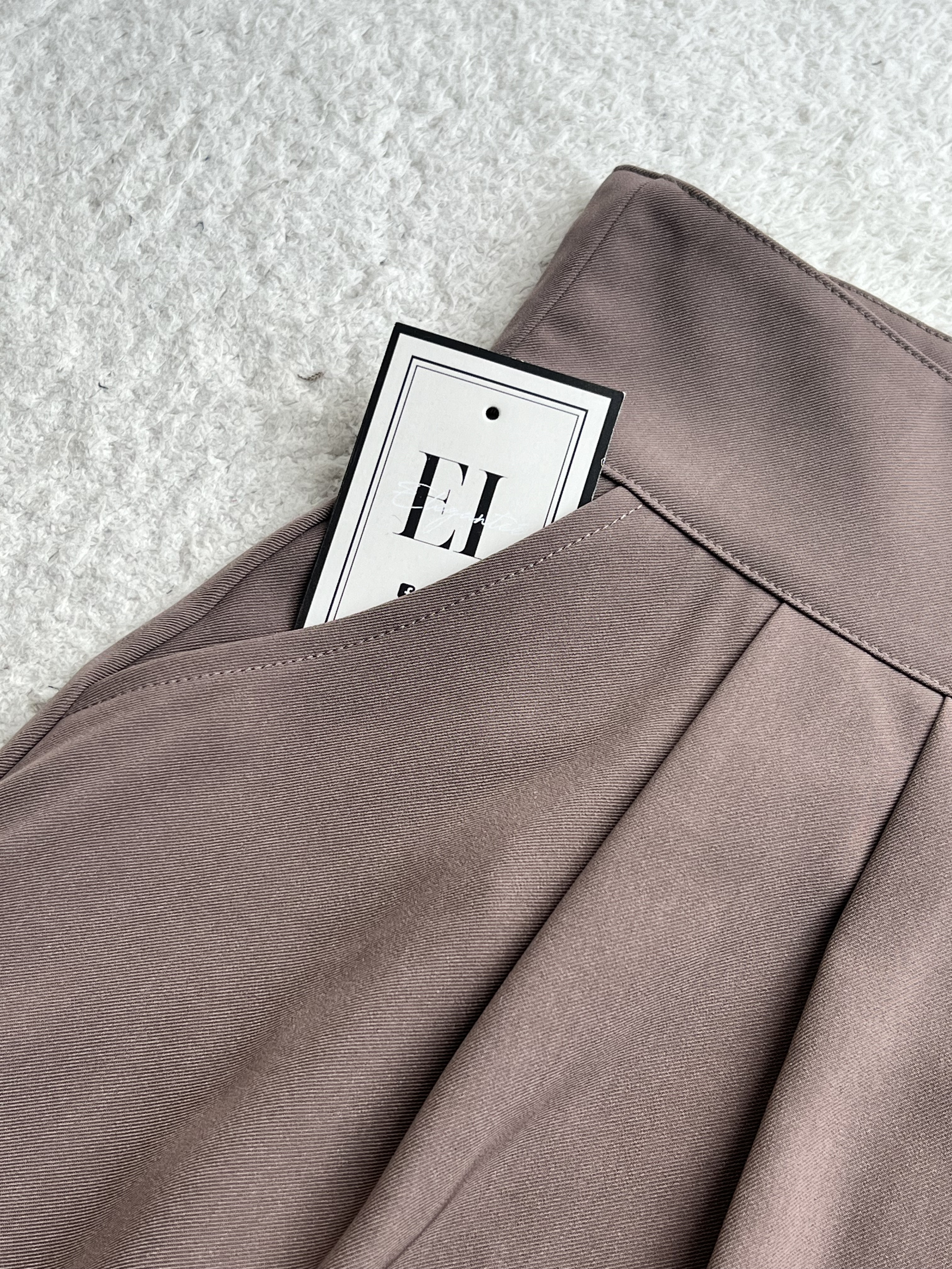 显瘦斜线设计厚腰线5分裤