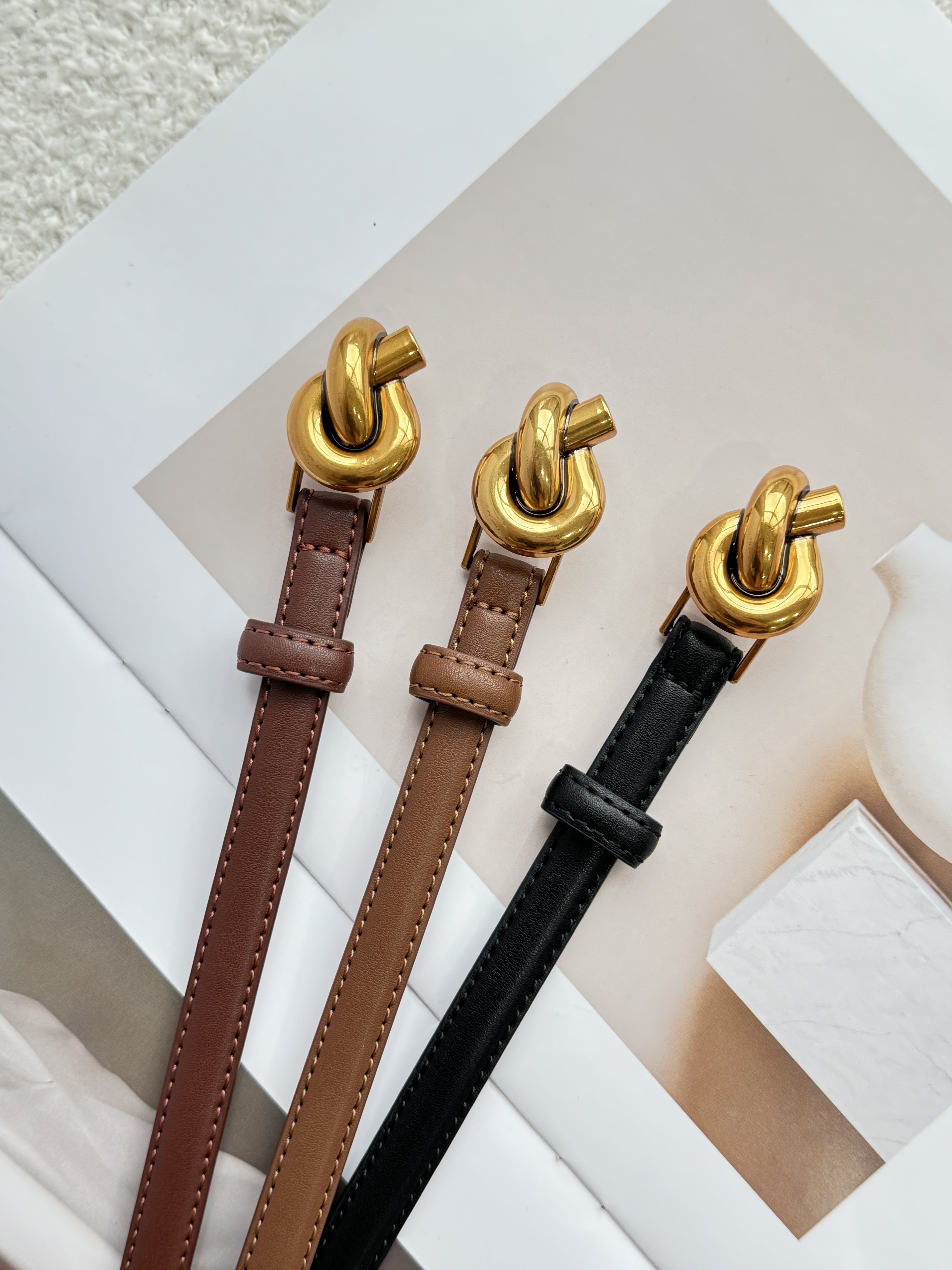 麻花金扣细真皮腰带