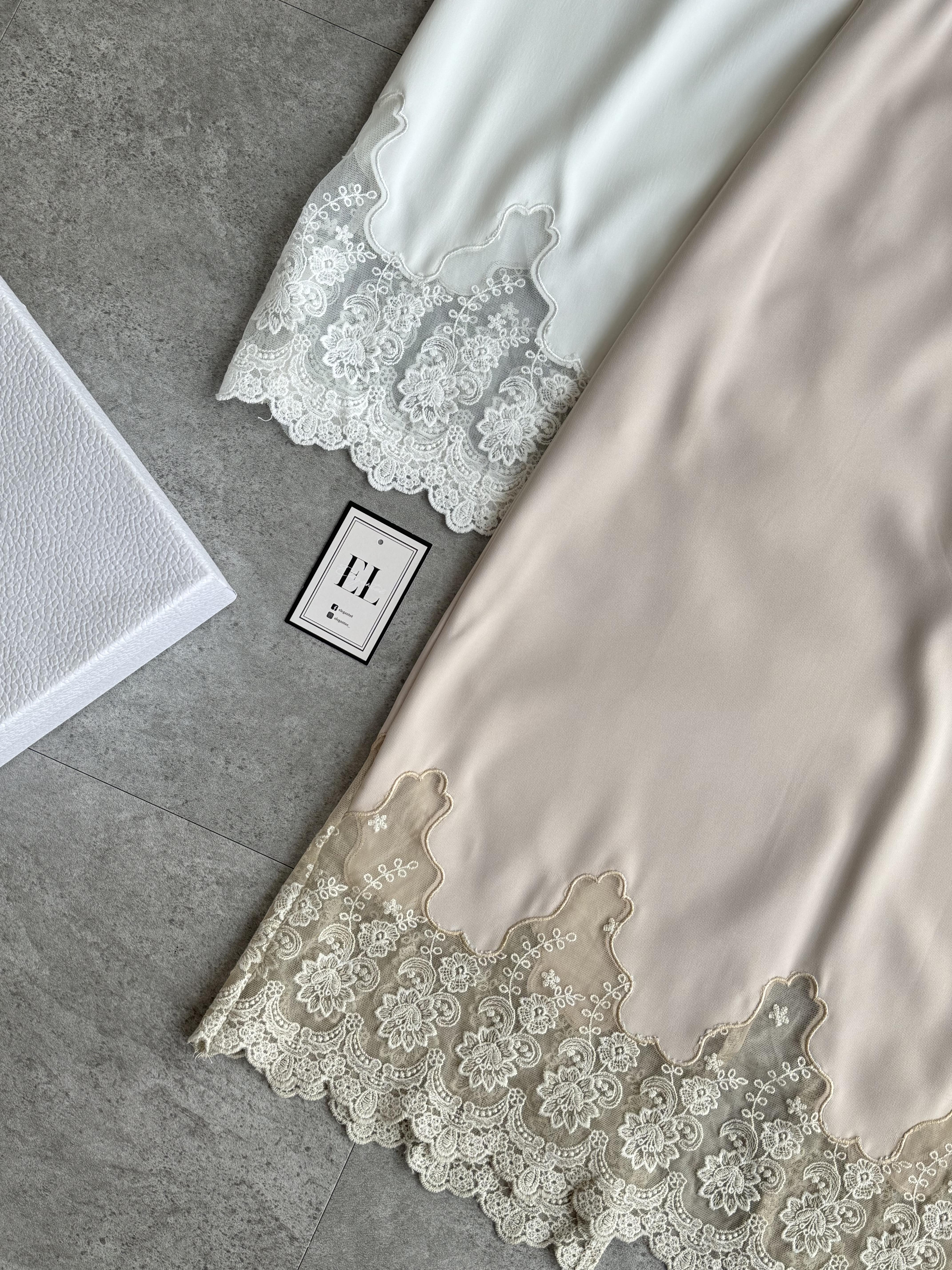 蕾丝边滑面长裙