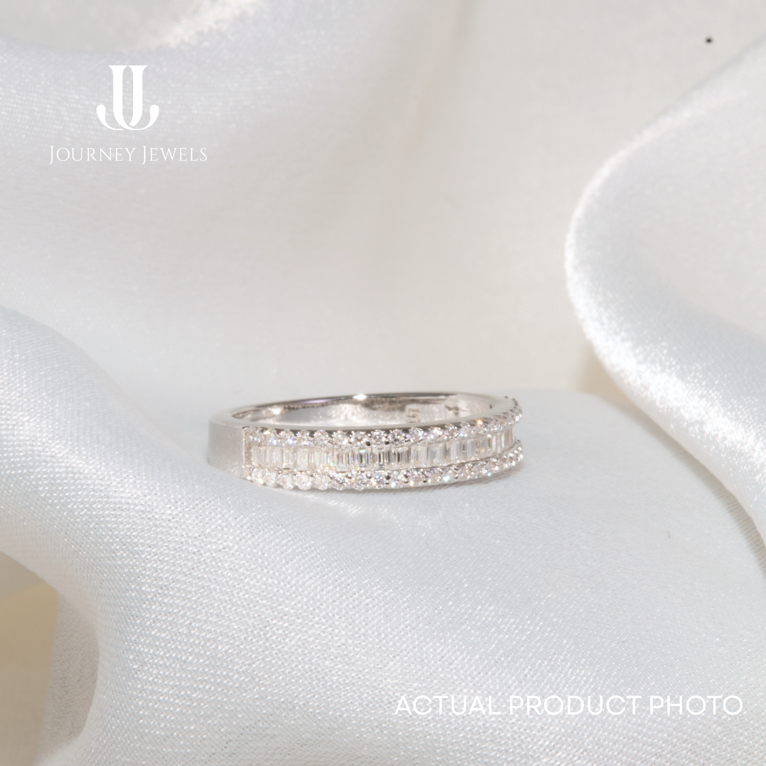 R37 - Celeste Line Ring