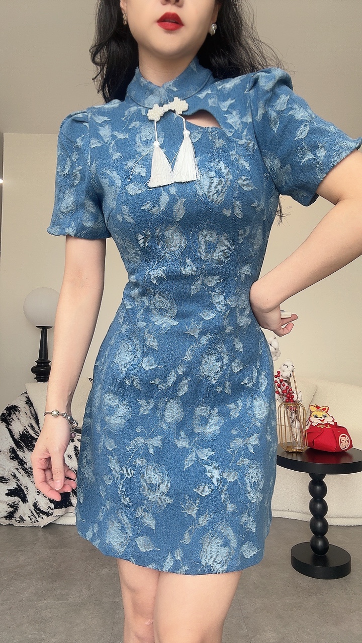 《新年》牛仔短袖连身裙