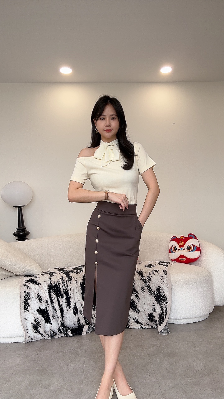 金扣高腰过膝Pencil Skirt