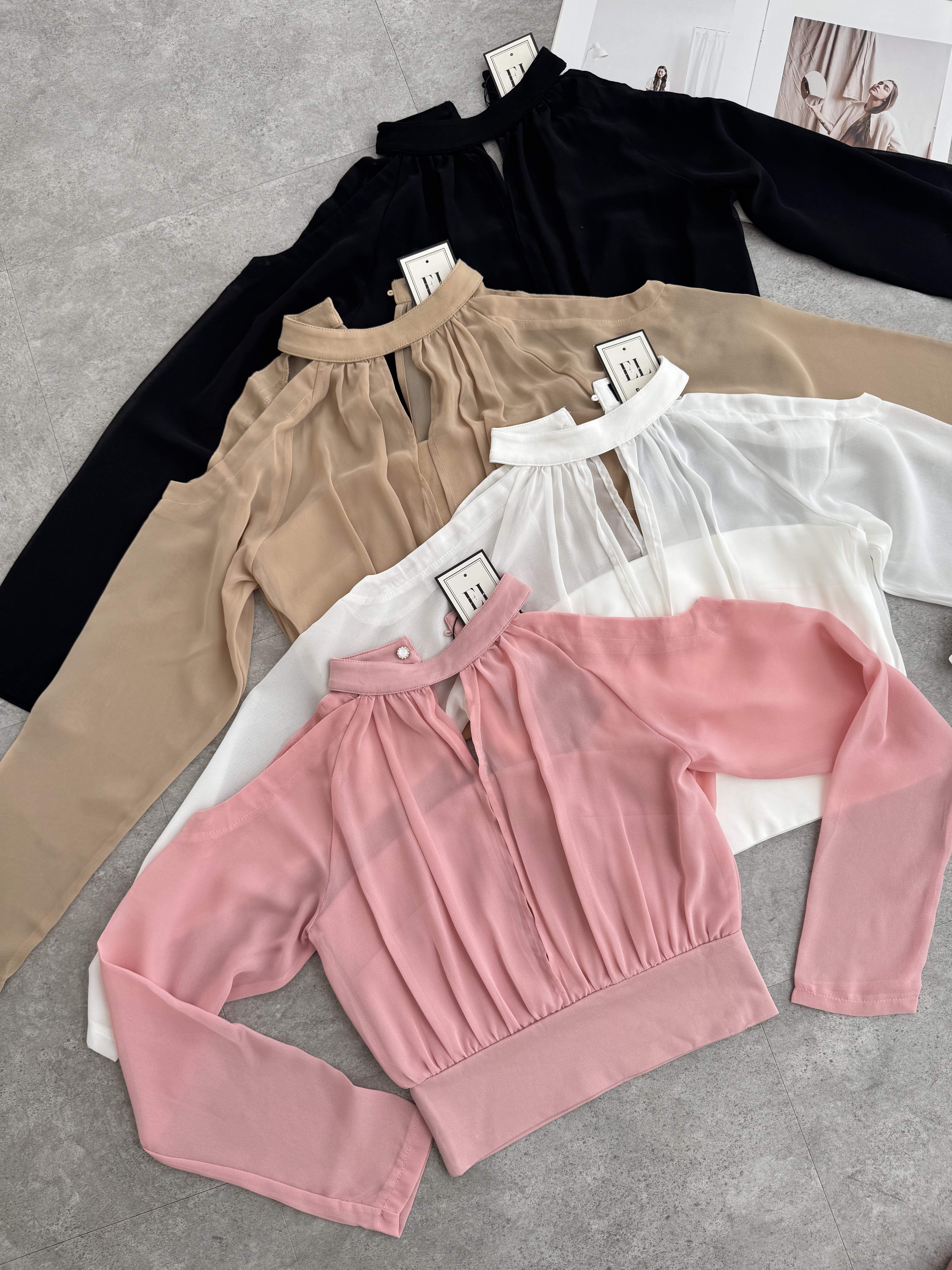 雪纺两件式漏肩长袖上衣