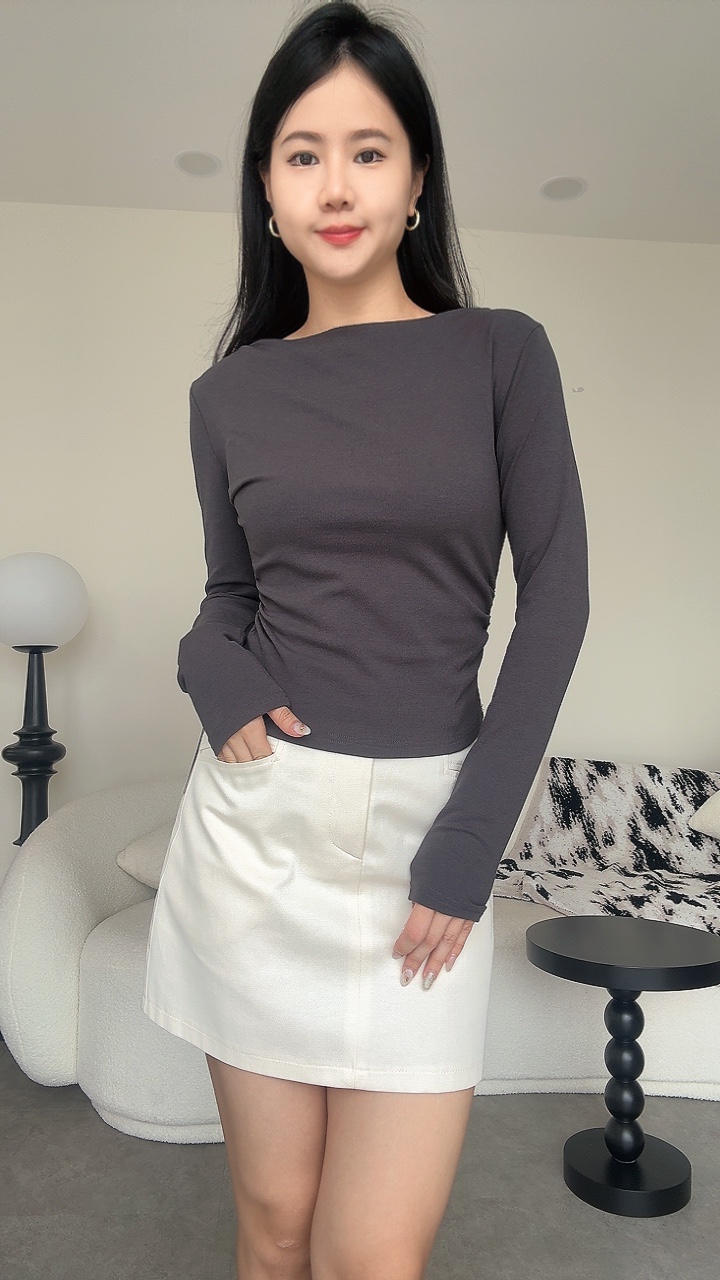 收腰褶皱一字领长袖Top