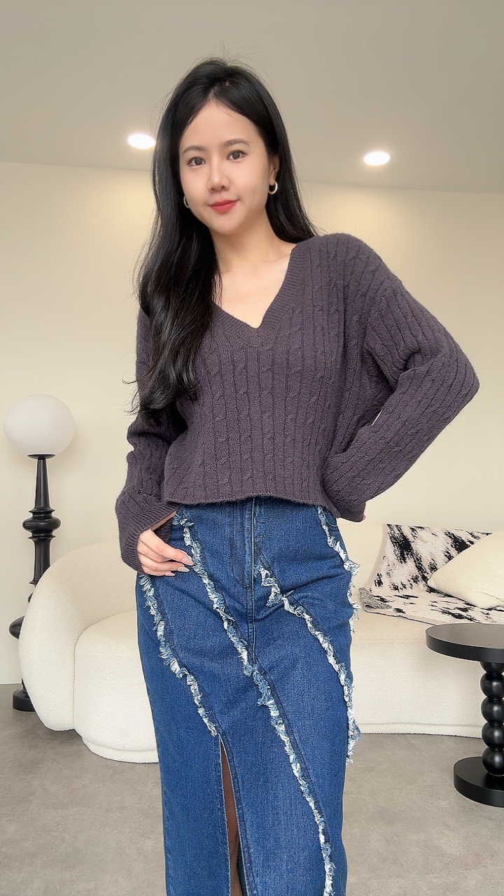 V领大麻编长袖毛衣