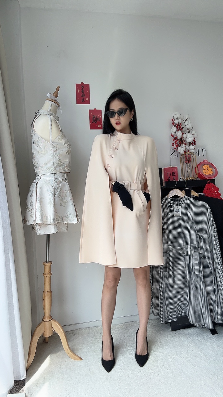 古典斗风连身裙