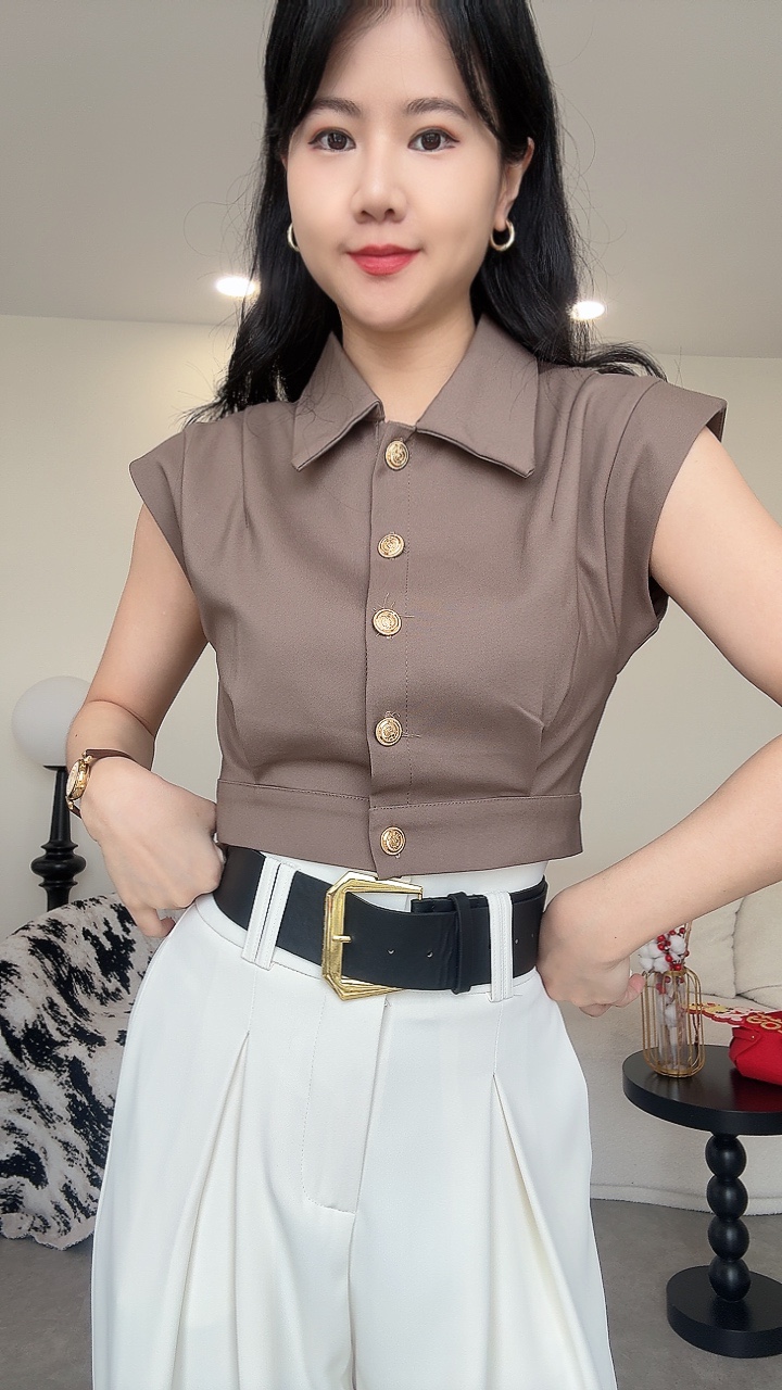 一节袖金扣Top