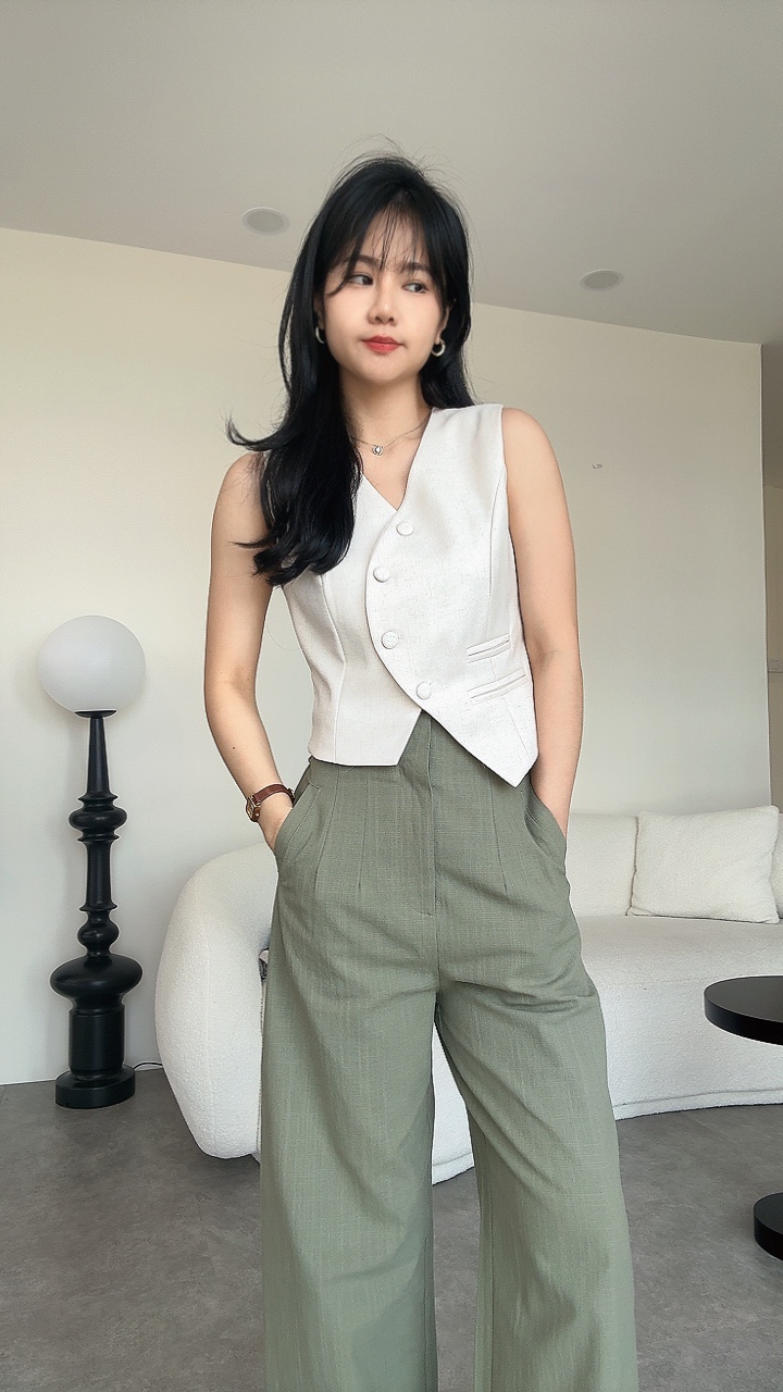 超美高级麻纹路歪扭设计马甲