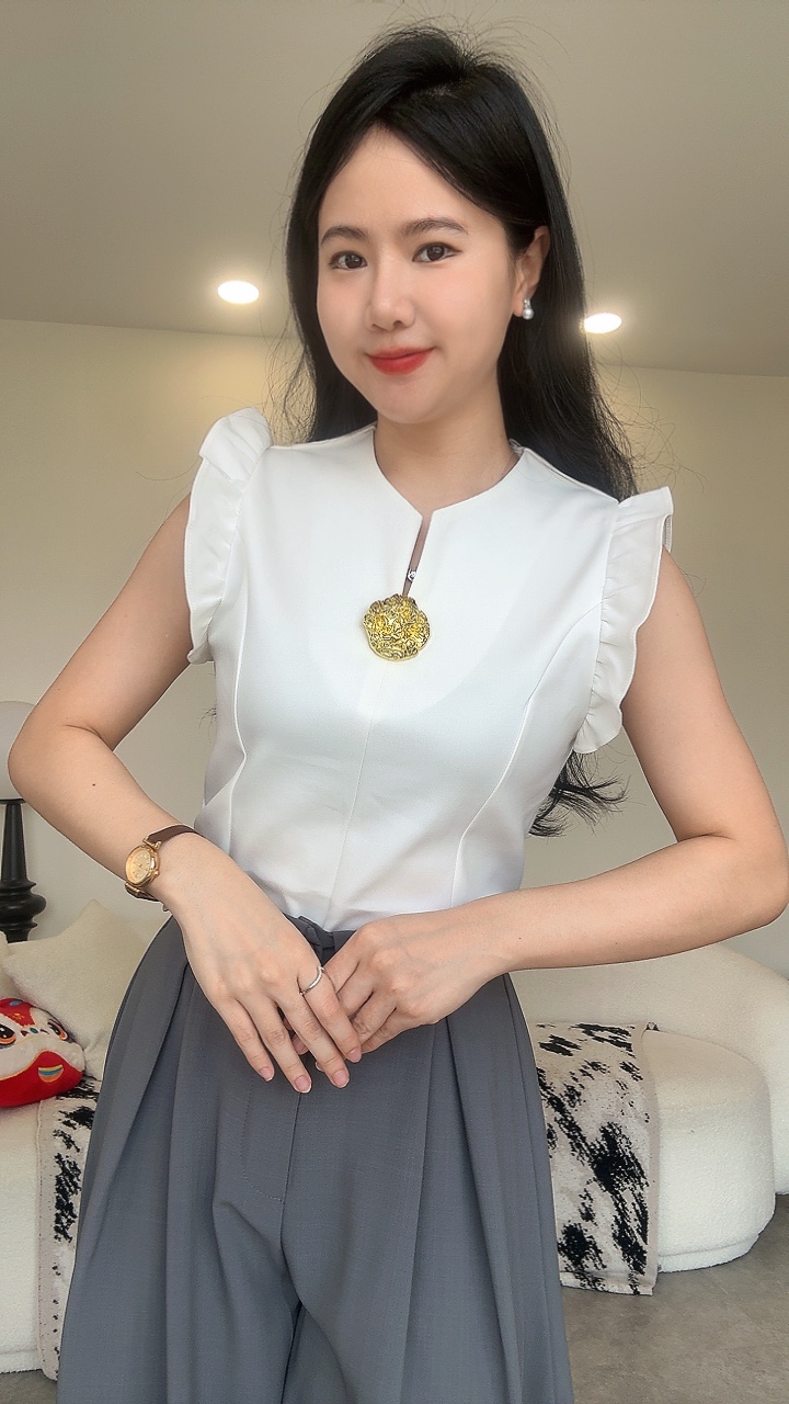 大金扣钮飞袖Top  