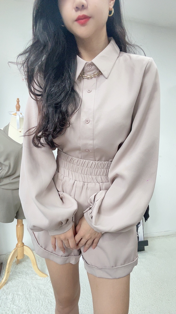 C.长灯笼袖衬衫套装