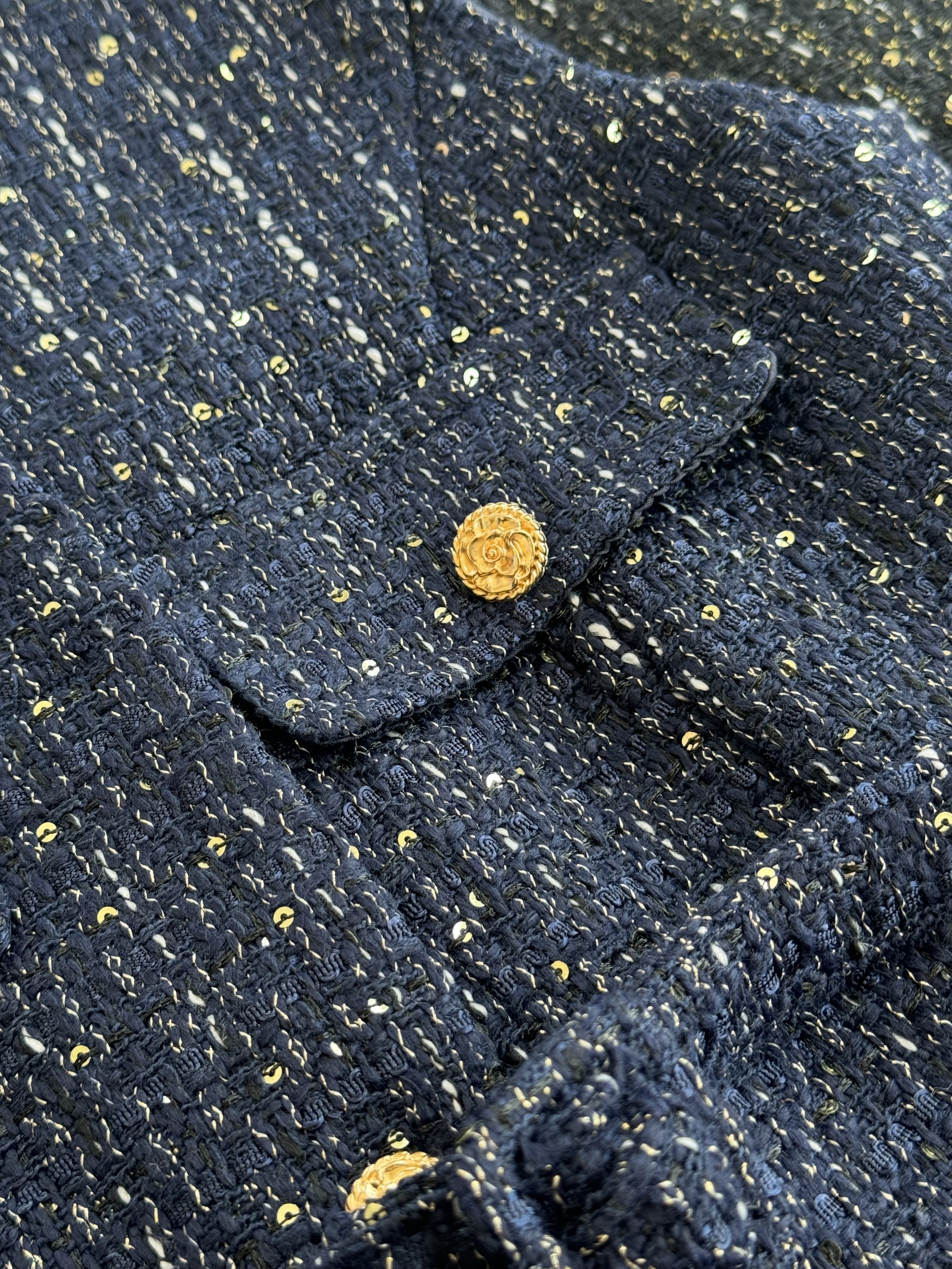 贵妇金扣无袖小香风-附送腰带