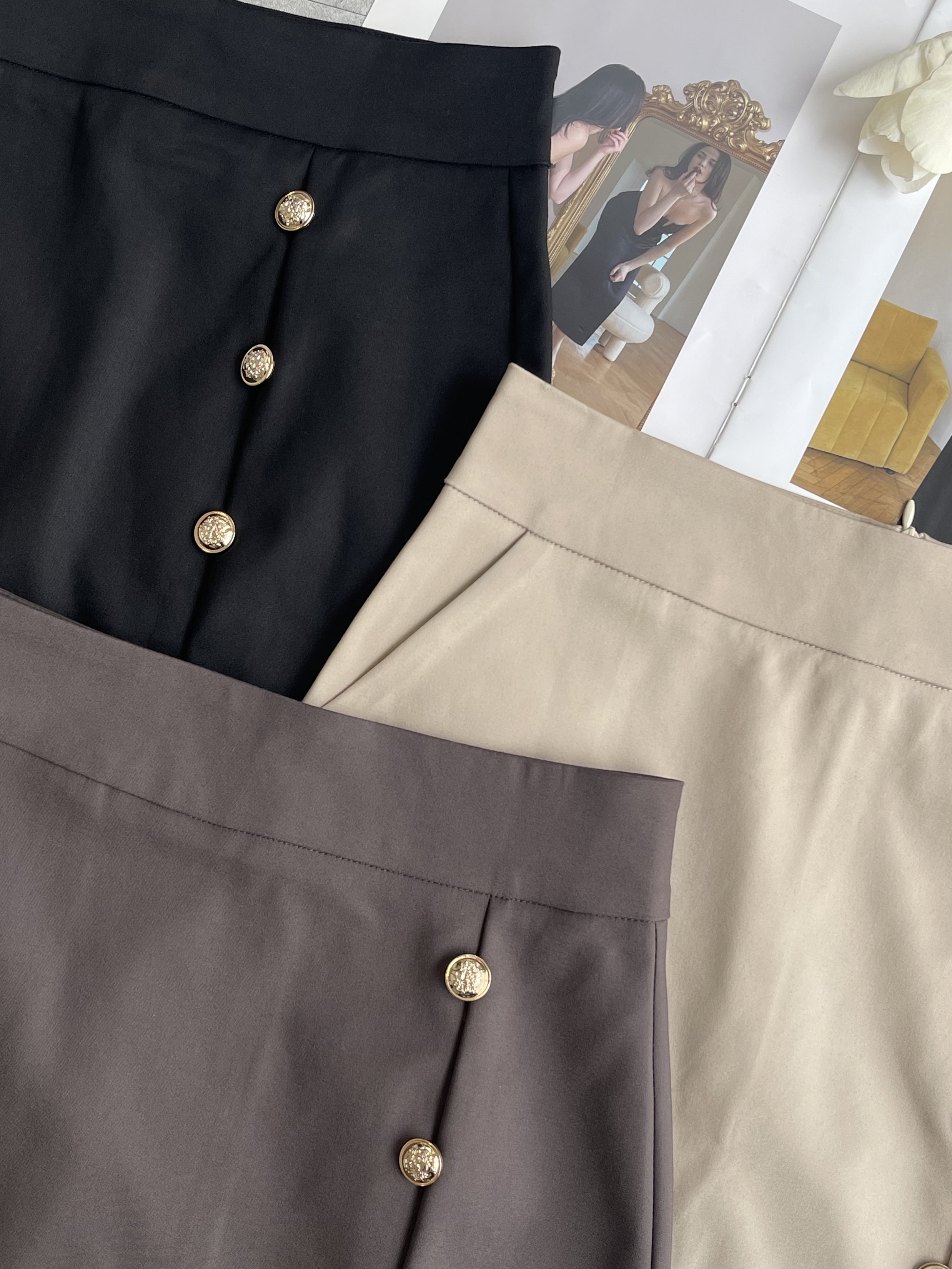 B1920KHAKI