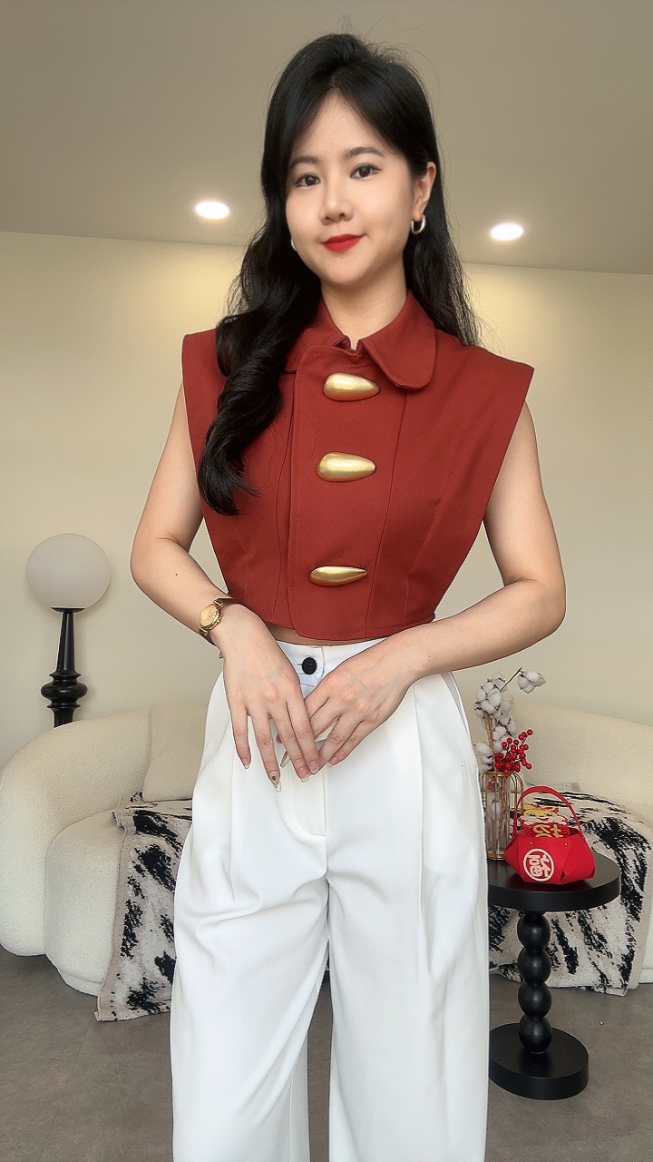 个性大椭圆金扣过肩袖Top