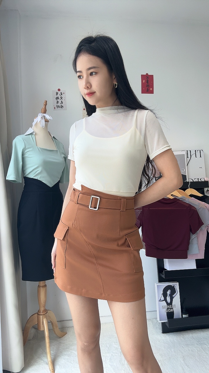 腰间不规则设计裙