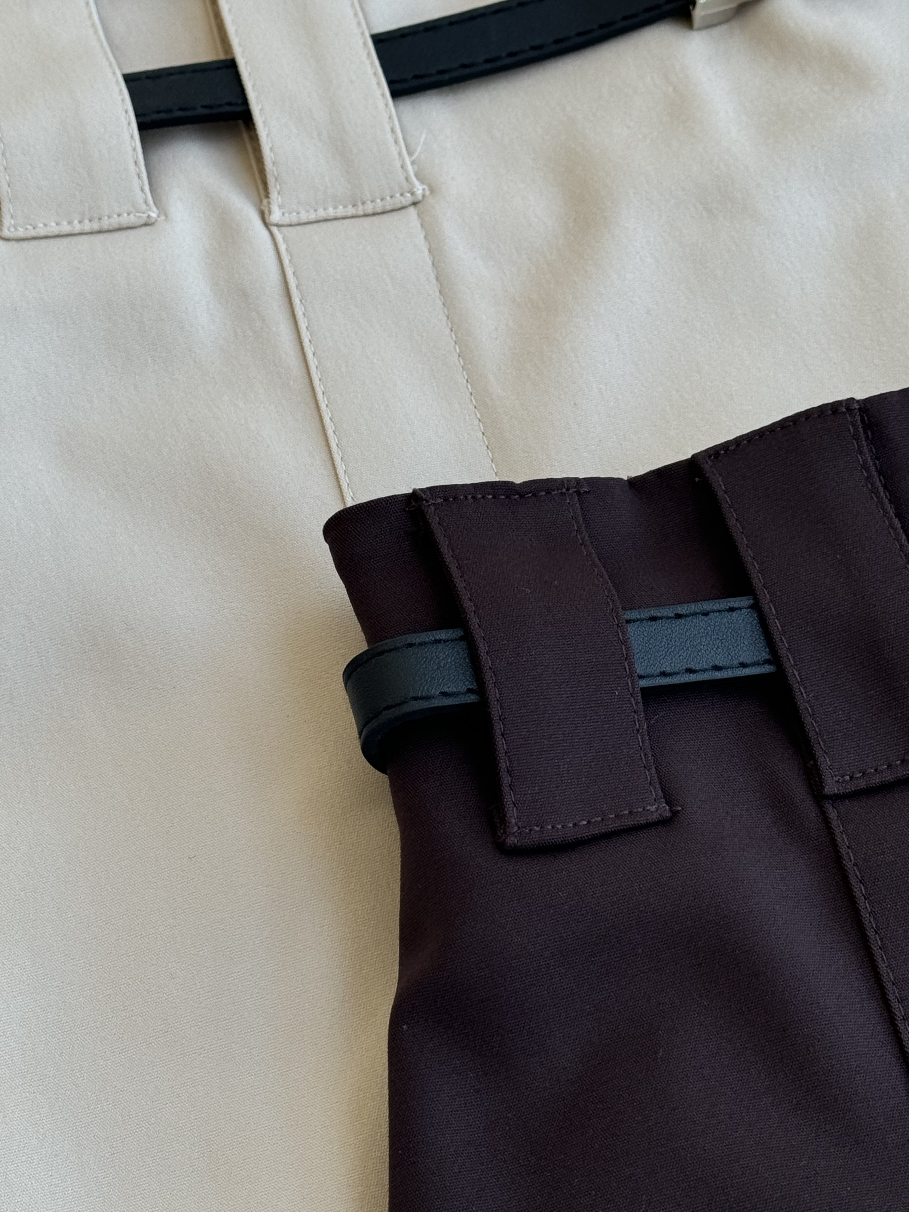 钻钻腰带A字双折线裙