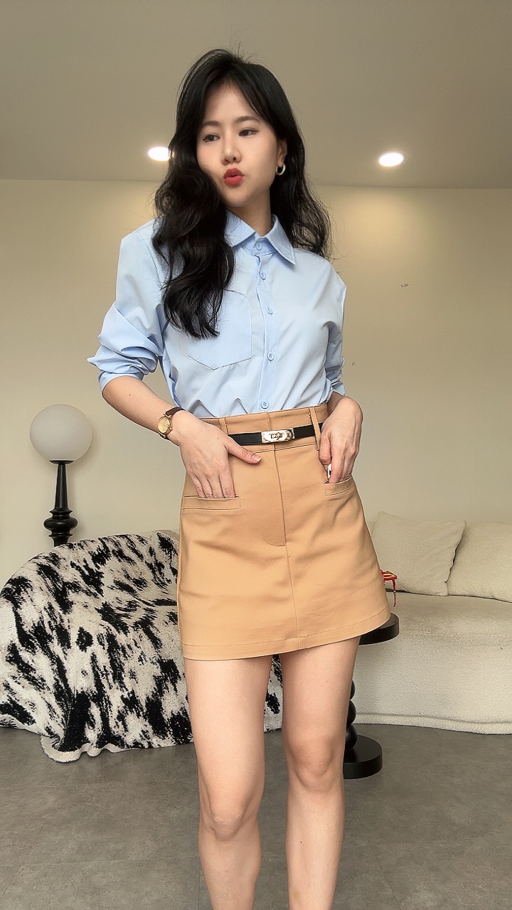爱马Belt高腰短裙