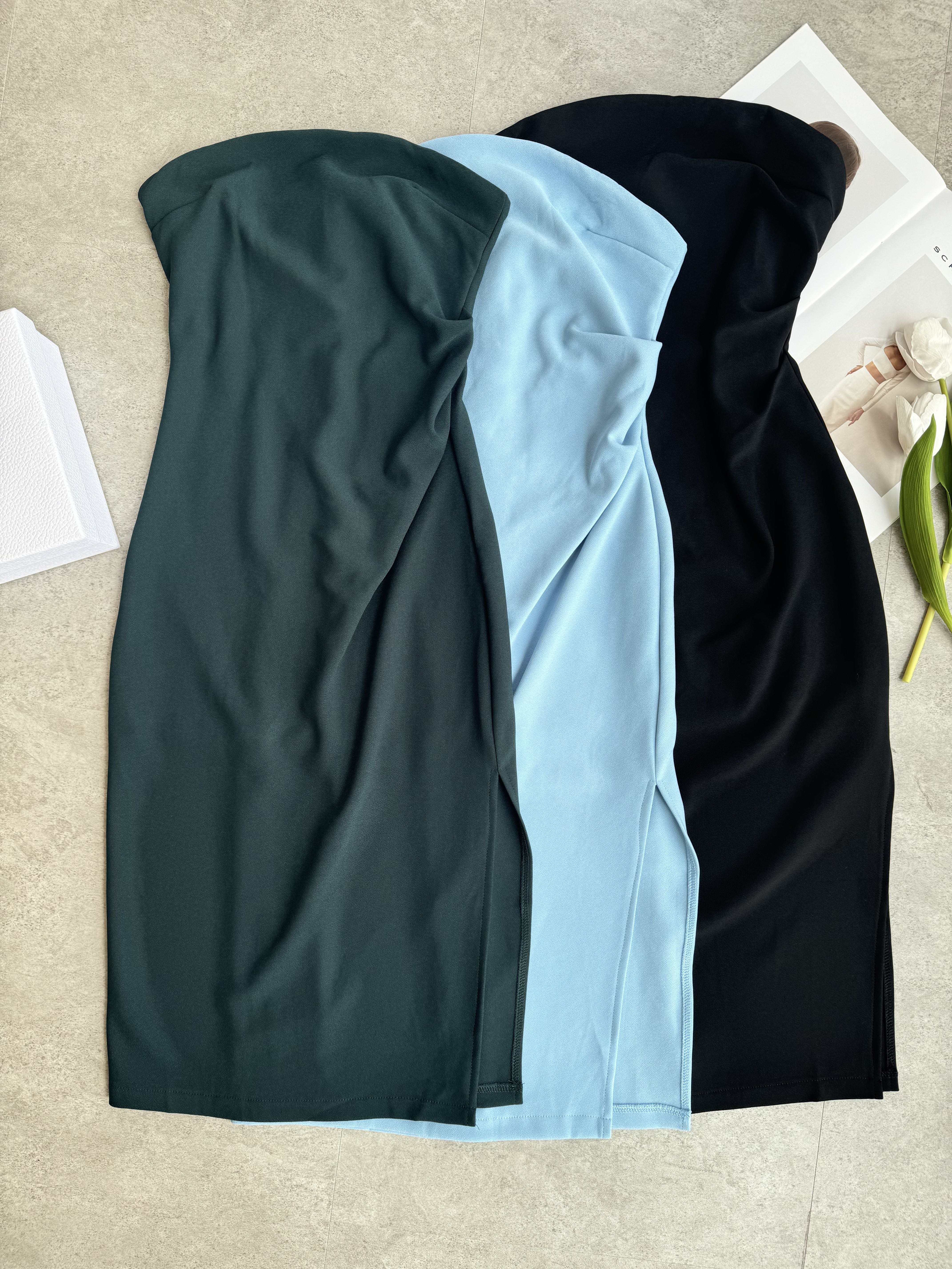 简约大方修腰抹胸连身裙