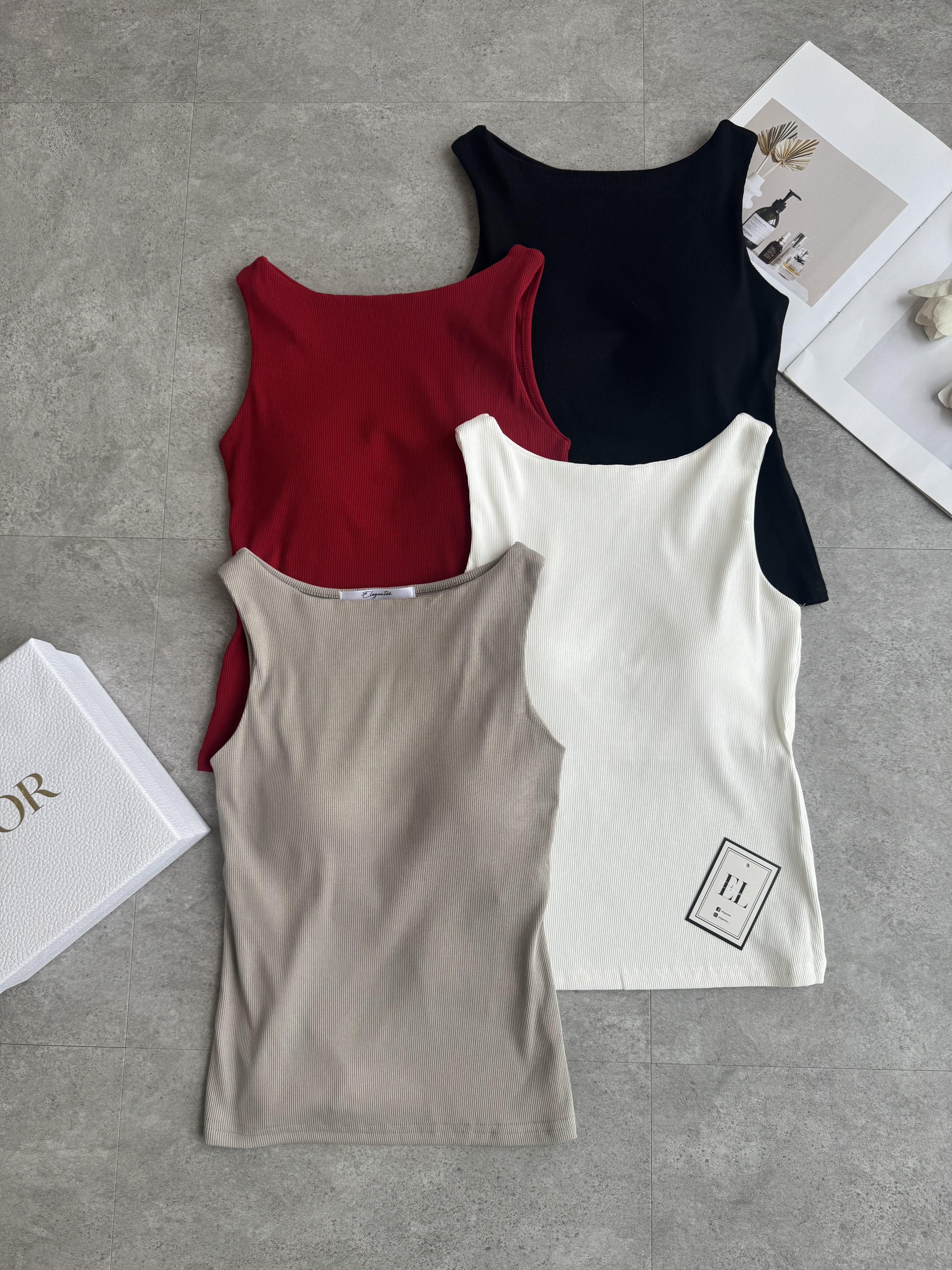 胸垫针织内Cut背心