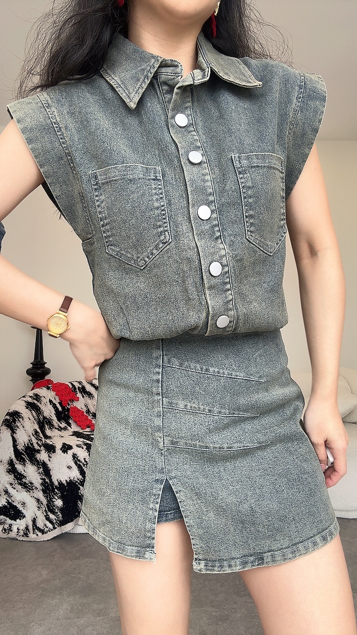 直角肩牛仔短裙套装