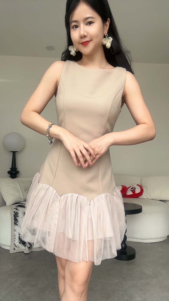 小纱裙拼接Elegant晚宴dress（连体）