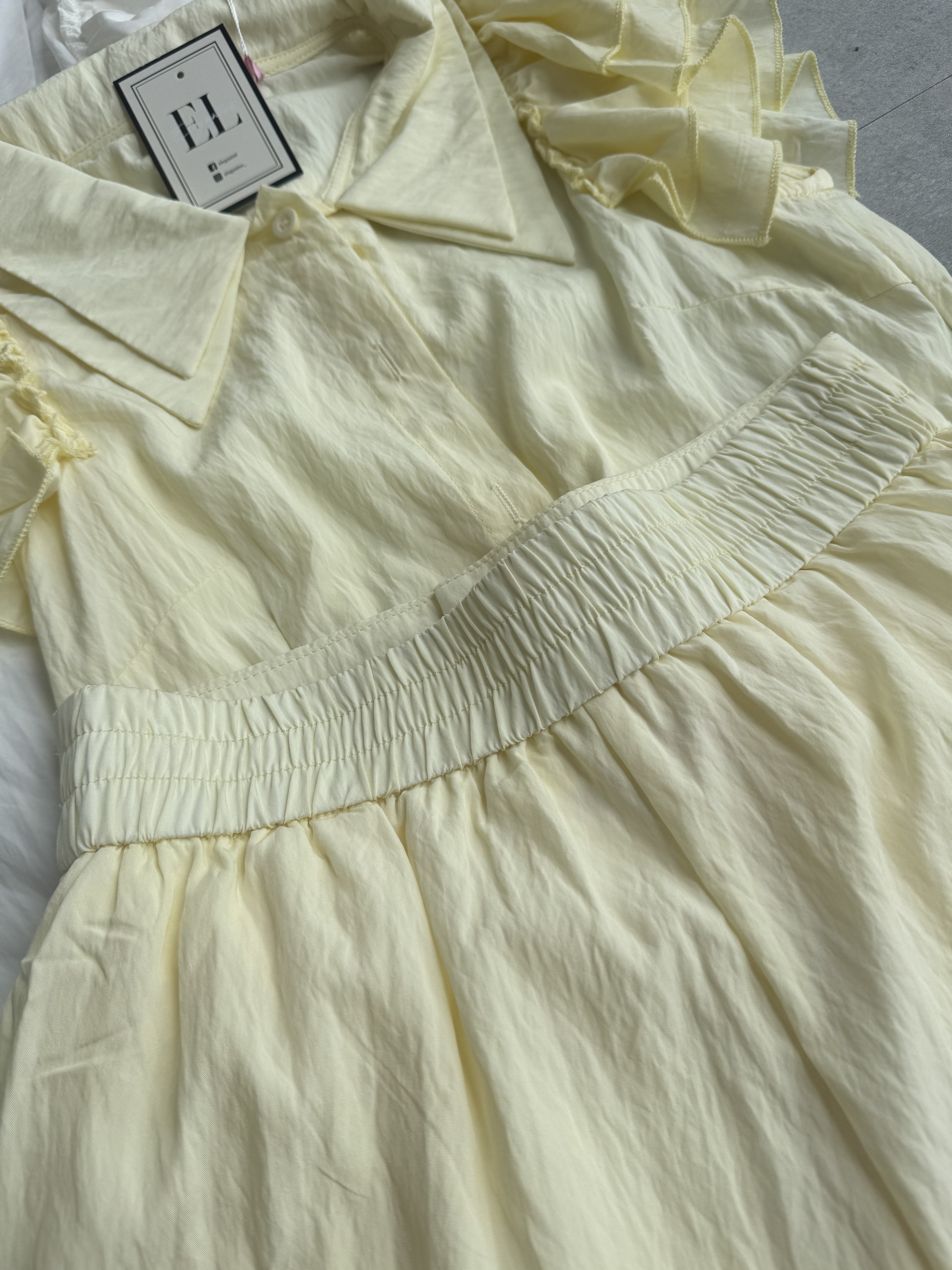 韩系软皱巴小清新飞袖短裤套装 