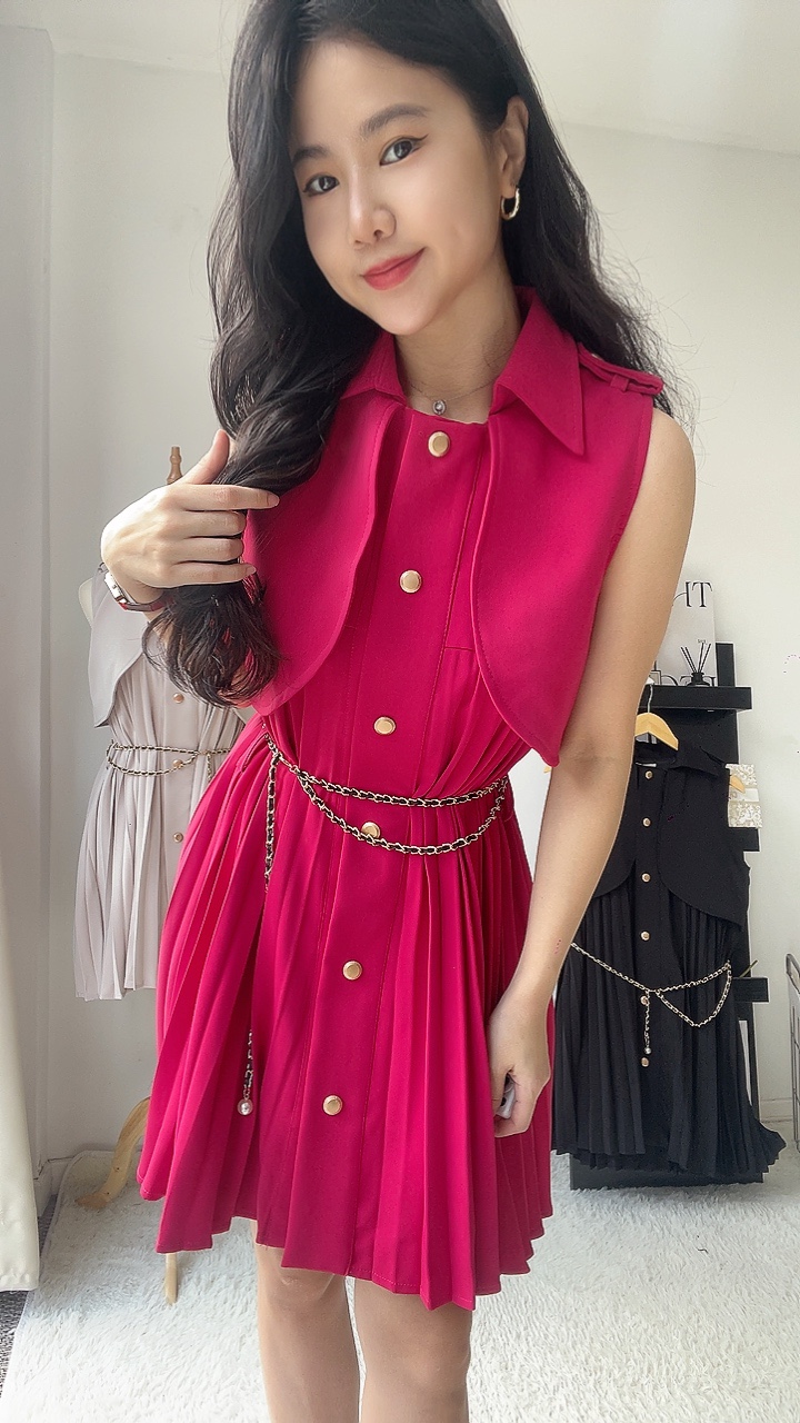 无袖斗风设计百褶连身裙（附送腰链）