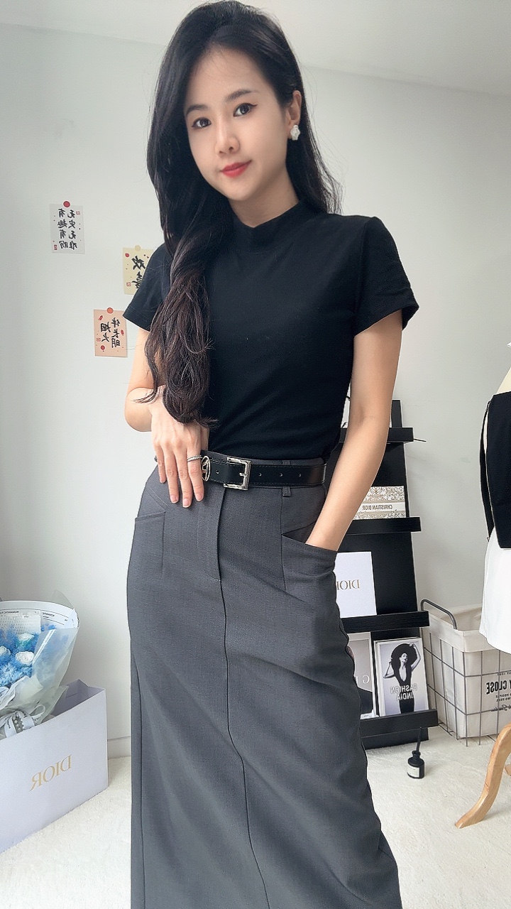 高雅厚圆领Tee Classic and Elegant (HOT)