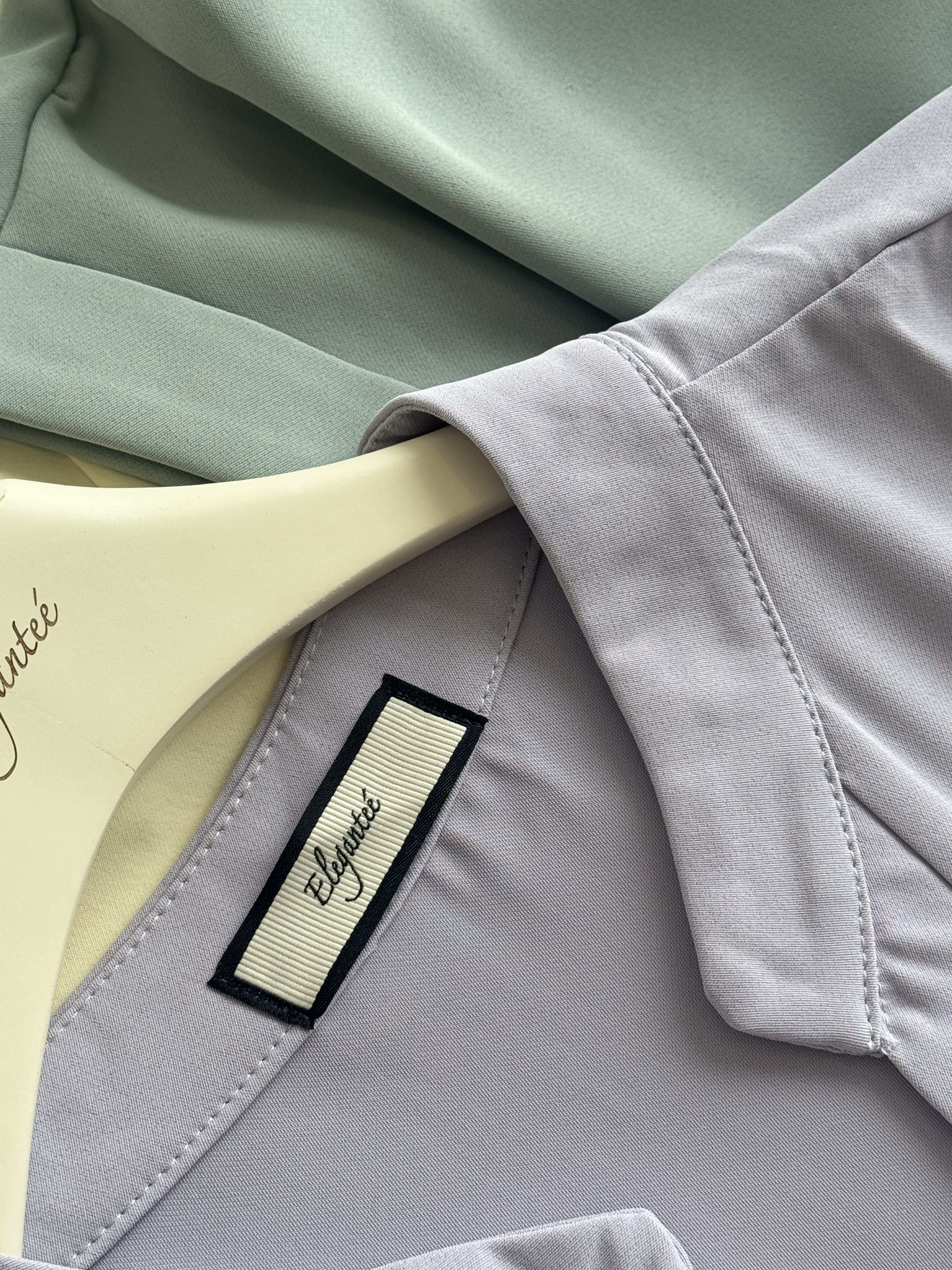 New雪纺立领卷袖Top