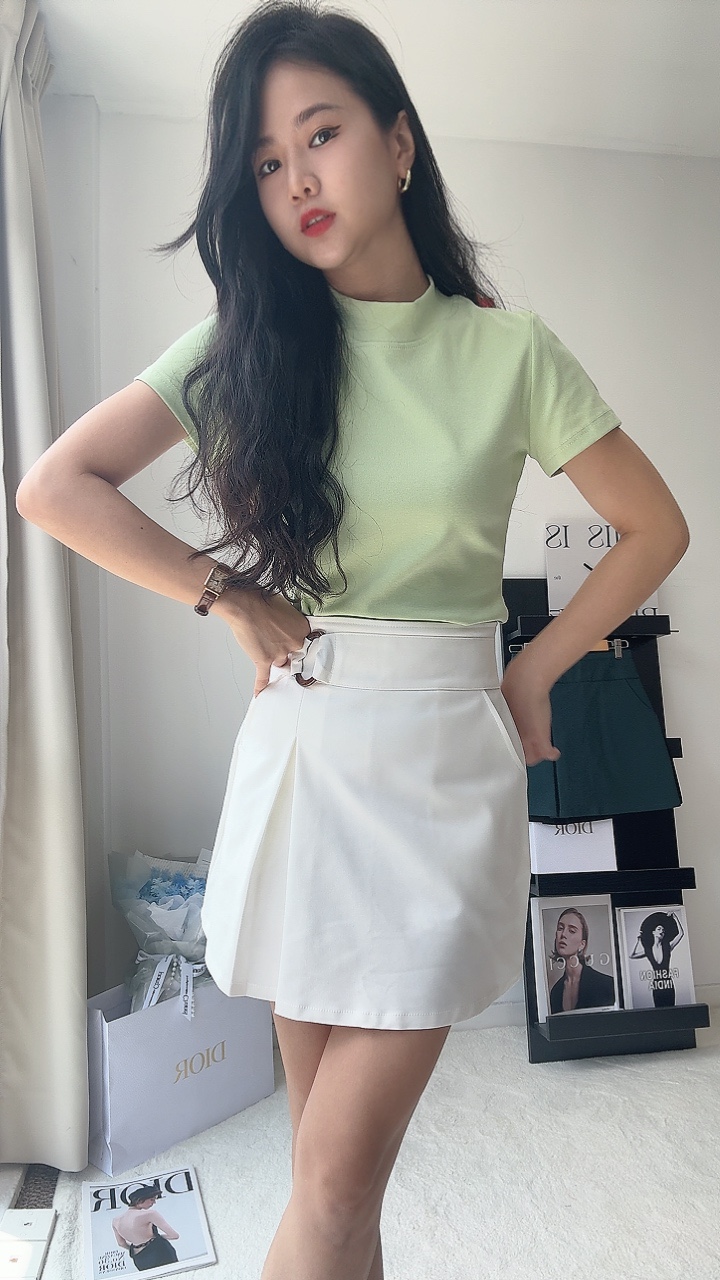 高雅厚圆领Tee Classic and Elegant (HOT)