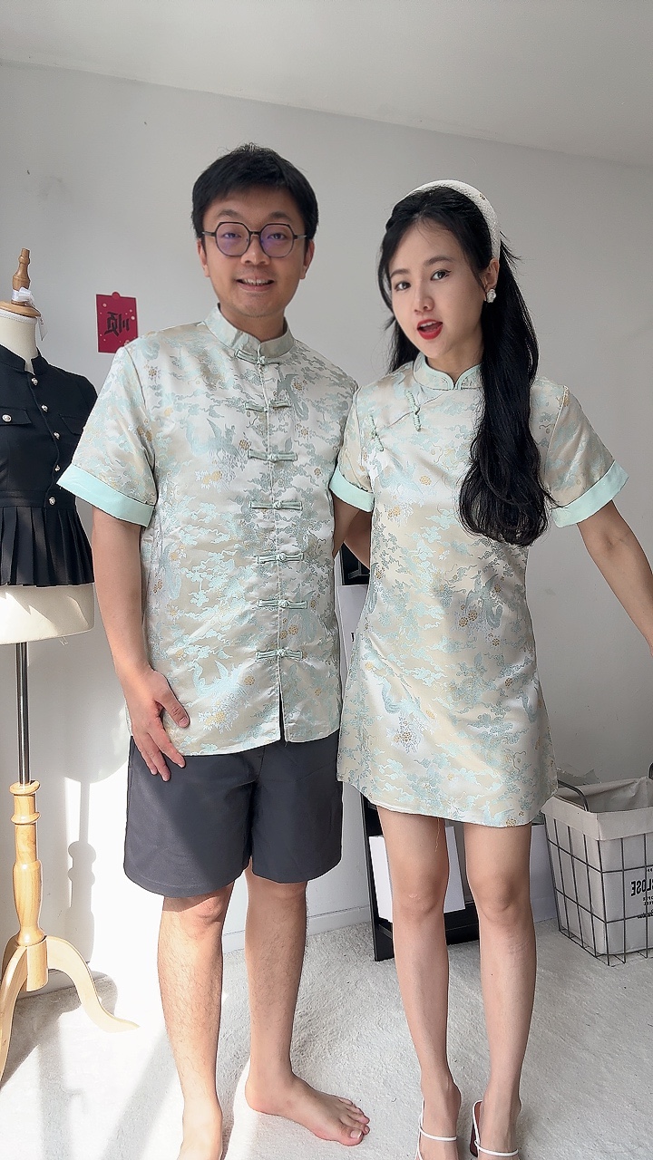 （情侣-女） 清秀缎面刺绣连身裙旗袍.