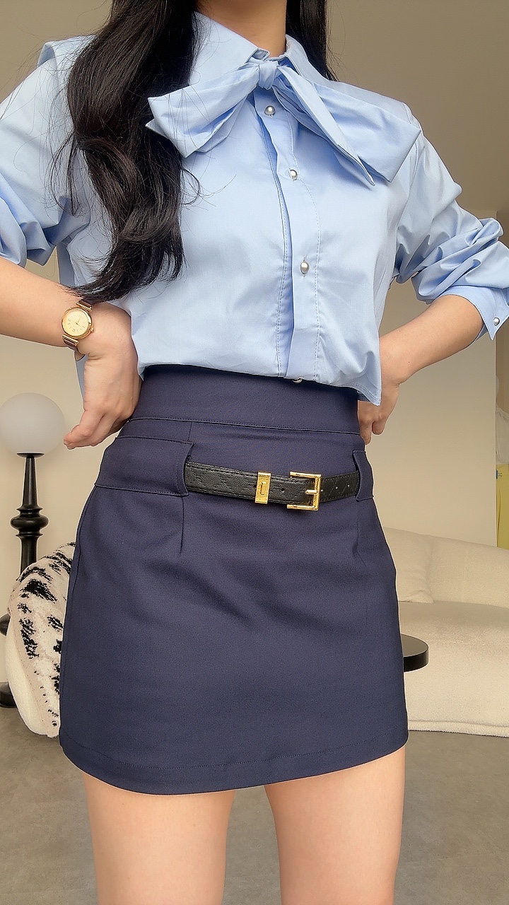 厚版高腰低腰带设计短裙