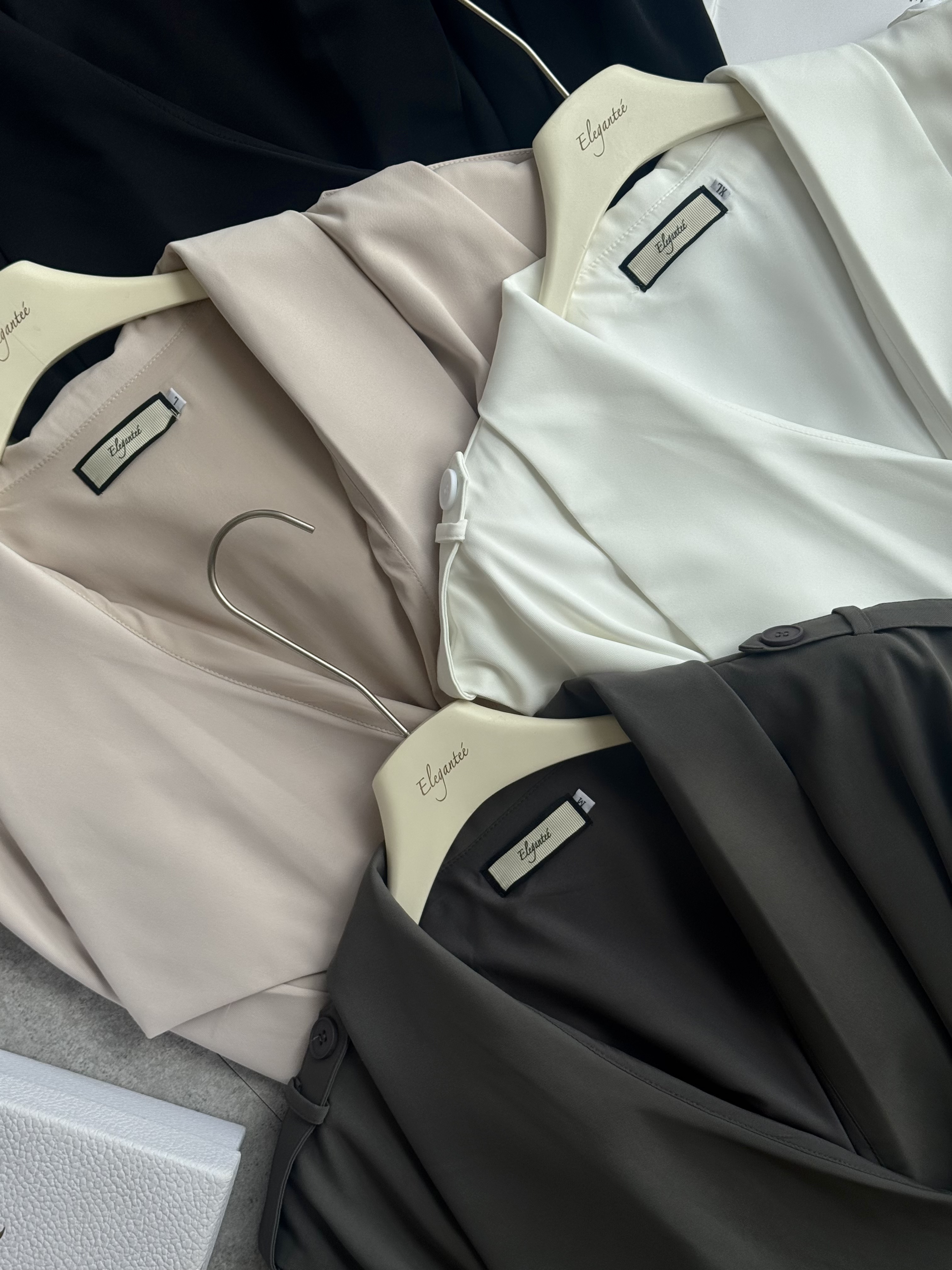 通勤肩带大翻领马甲