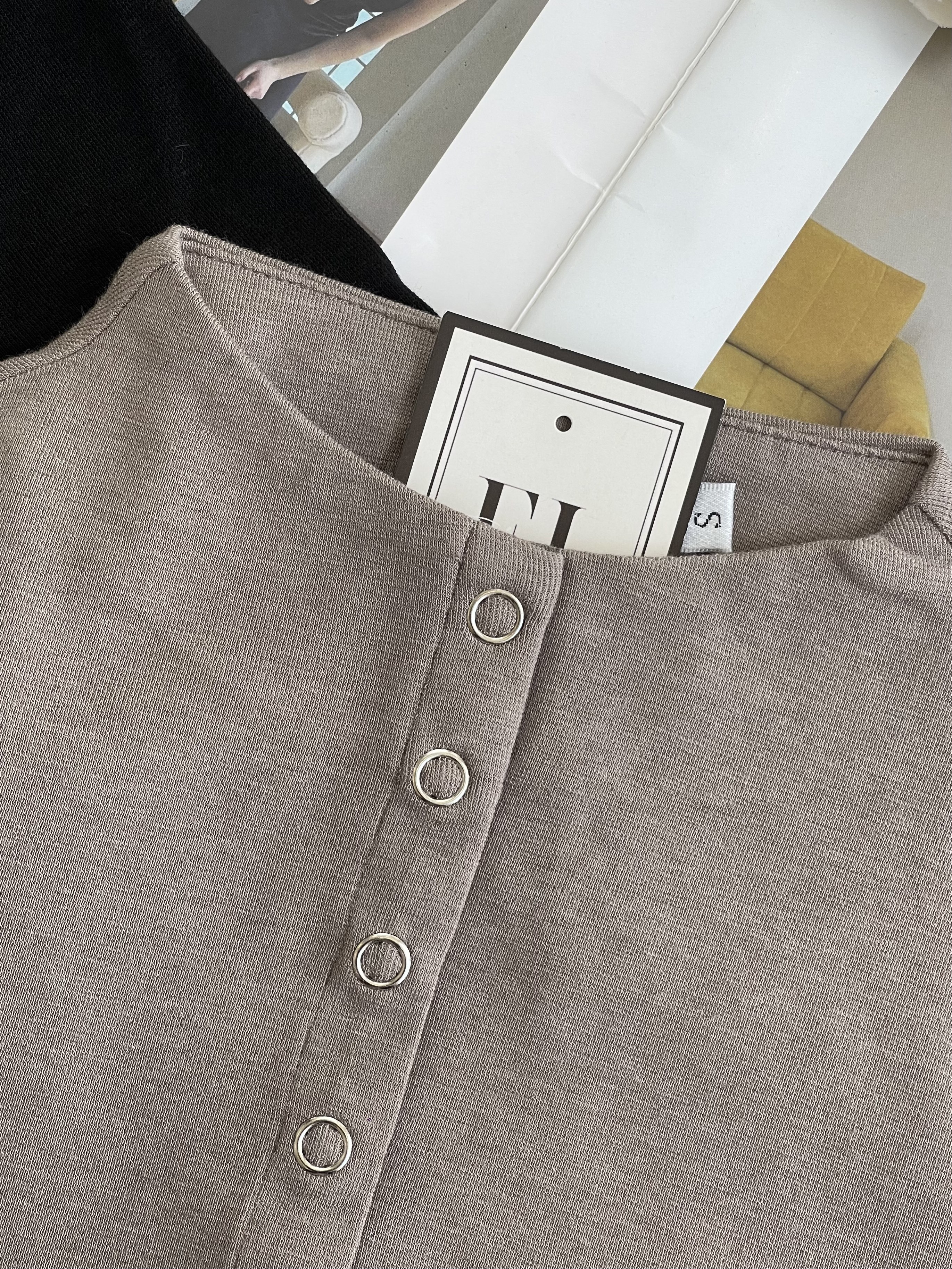 舒服细纱面短袖开衫Tee