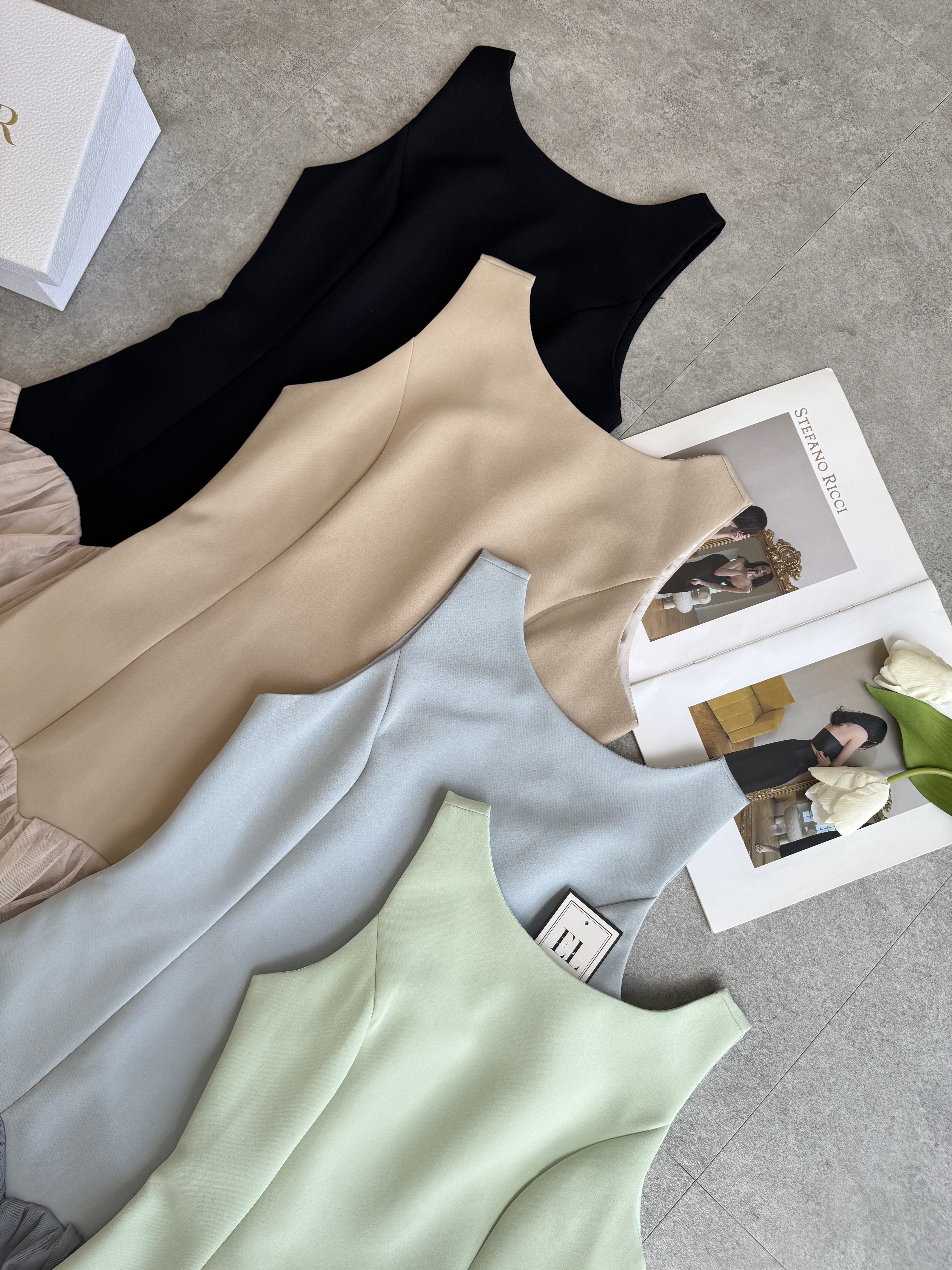 小纱裙拼接Elegant晚宴dress（连体）