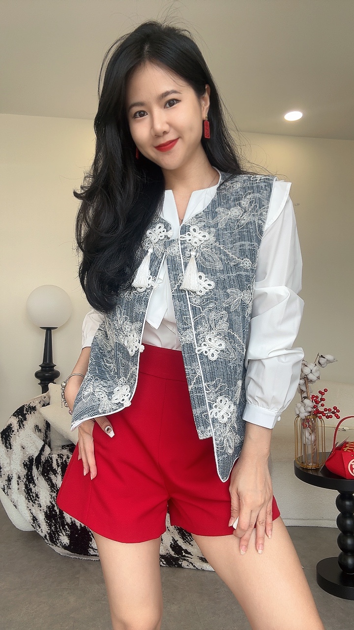 《情侣-女》Dior Inspired牛仔刺绣马甲 