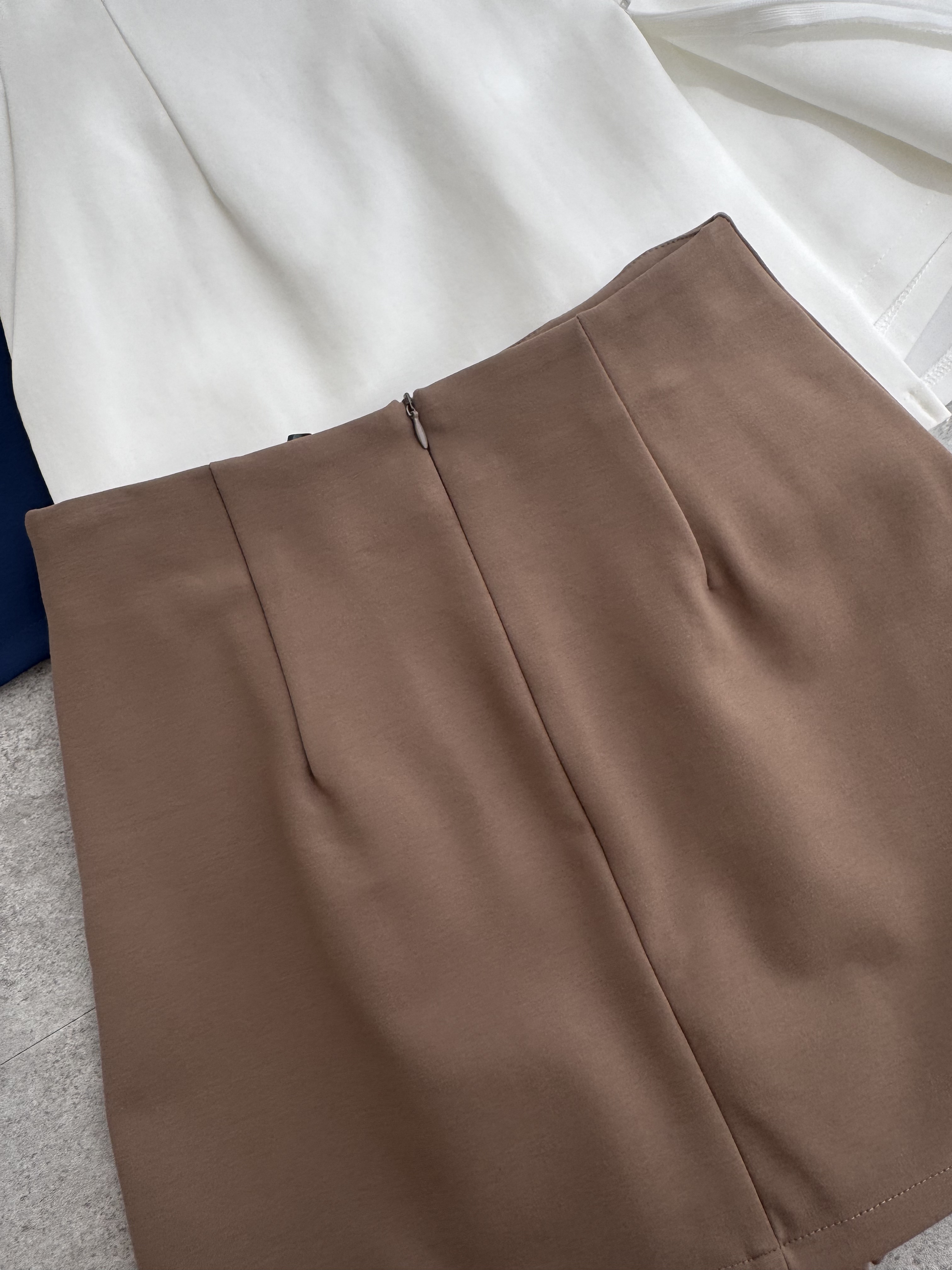 罗马简约拉链开叉短裙