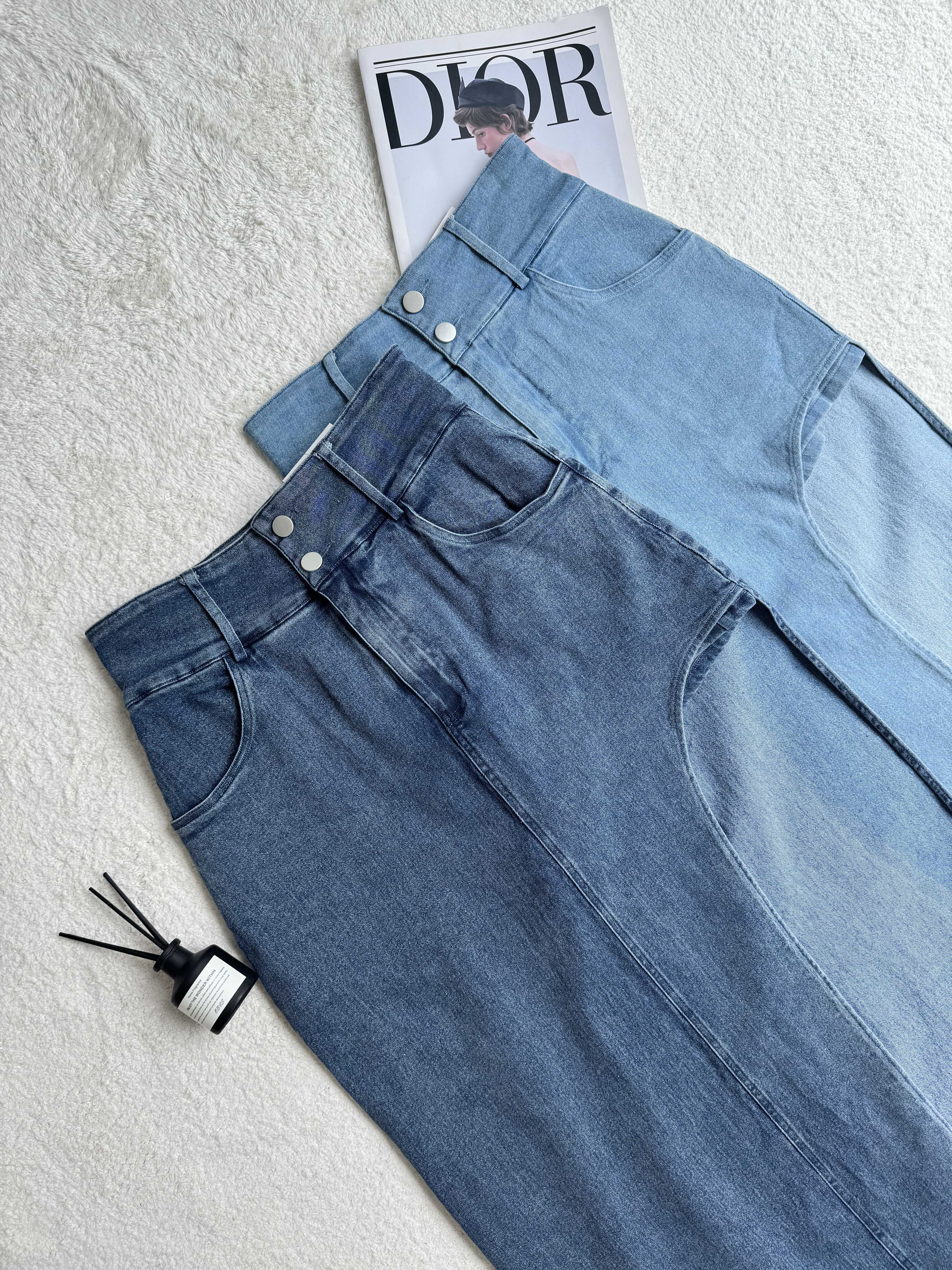 2纽设计感牛仔长裙