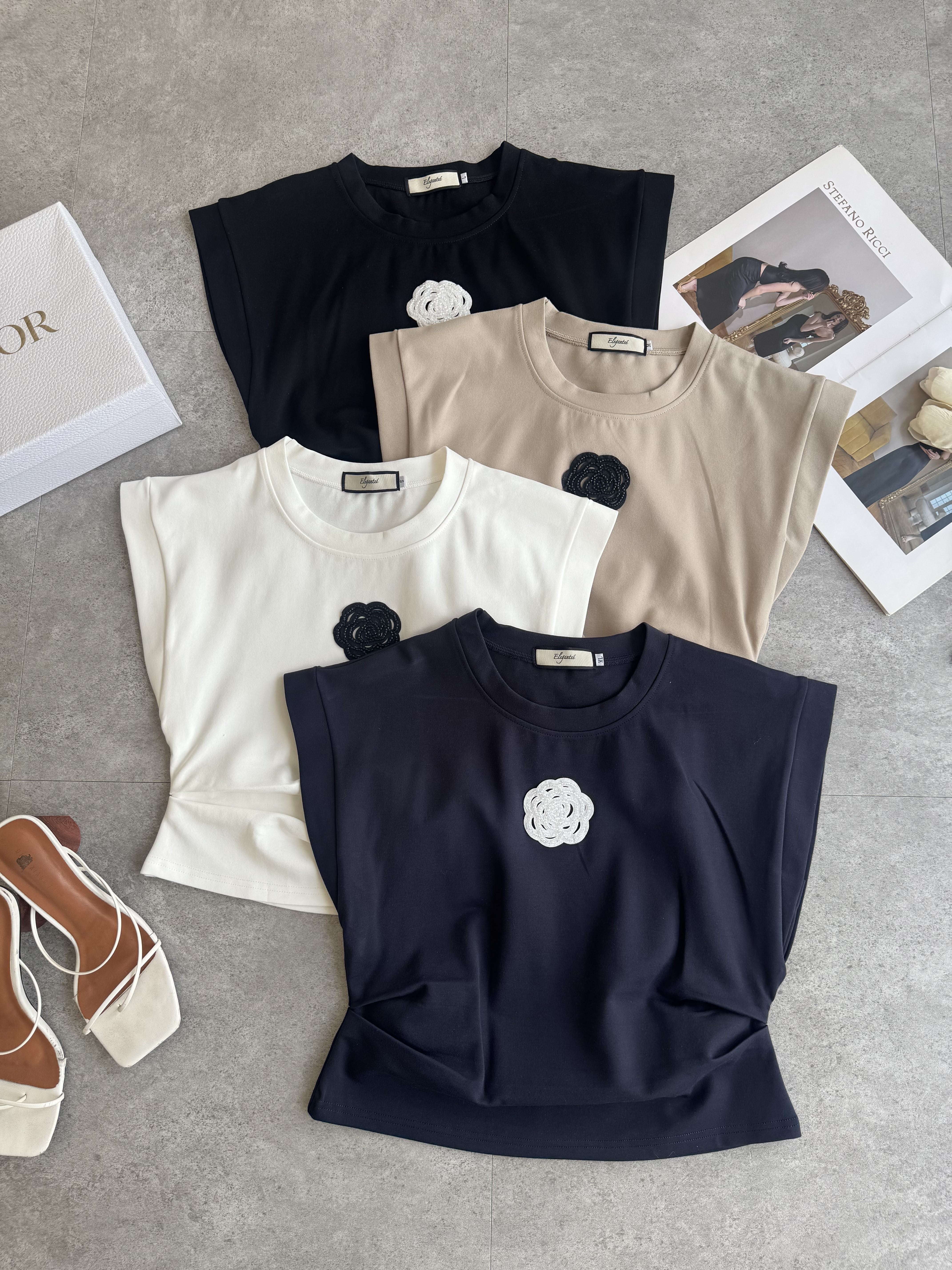 一节袖收腰玫瑰珠珠花Top