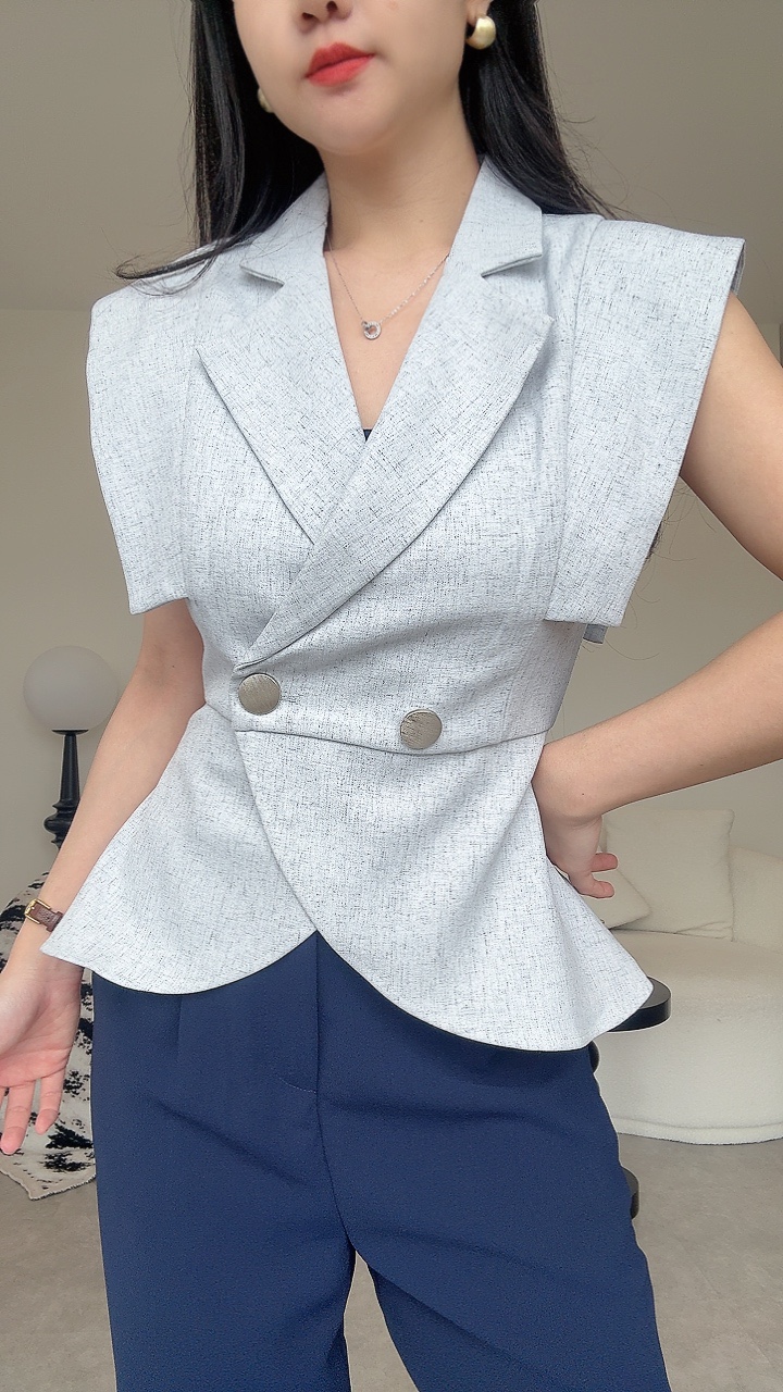 《高端系》女总风直角修腰翻领Top