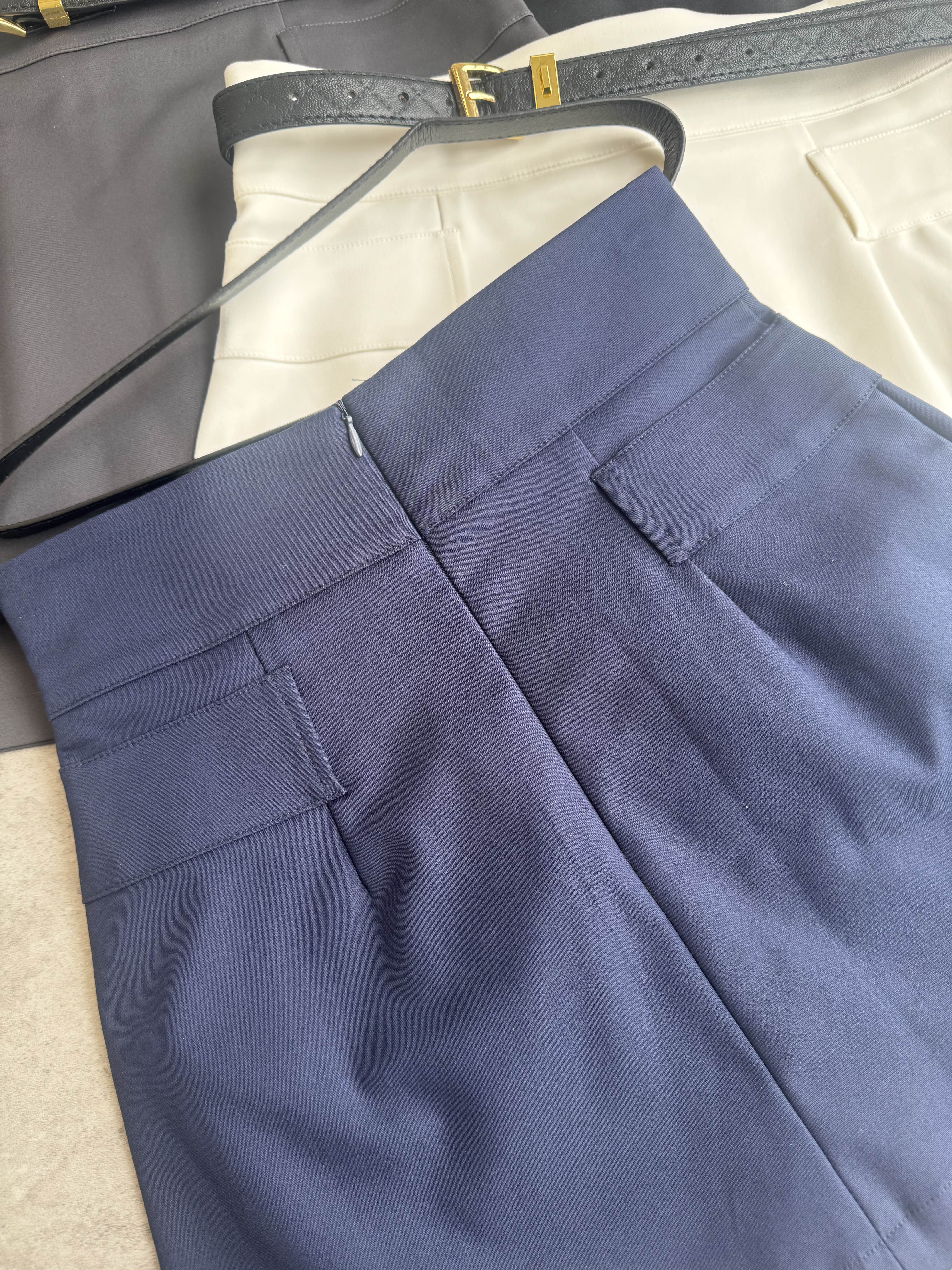 厚版高腰低腰带设计短裙