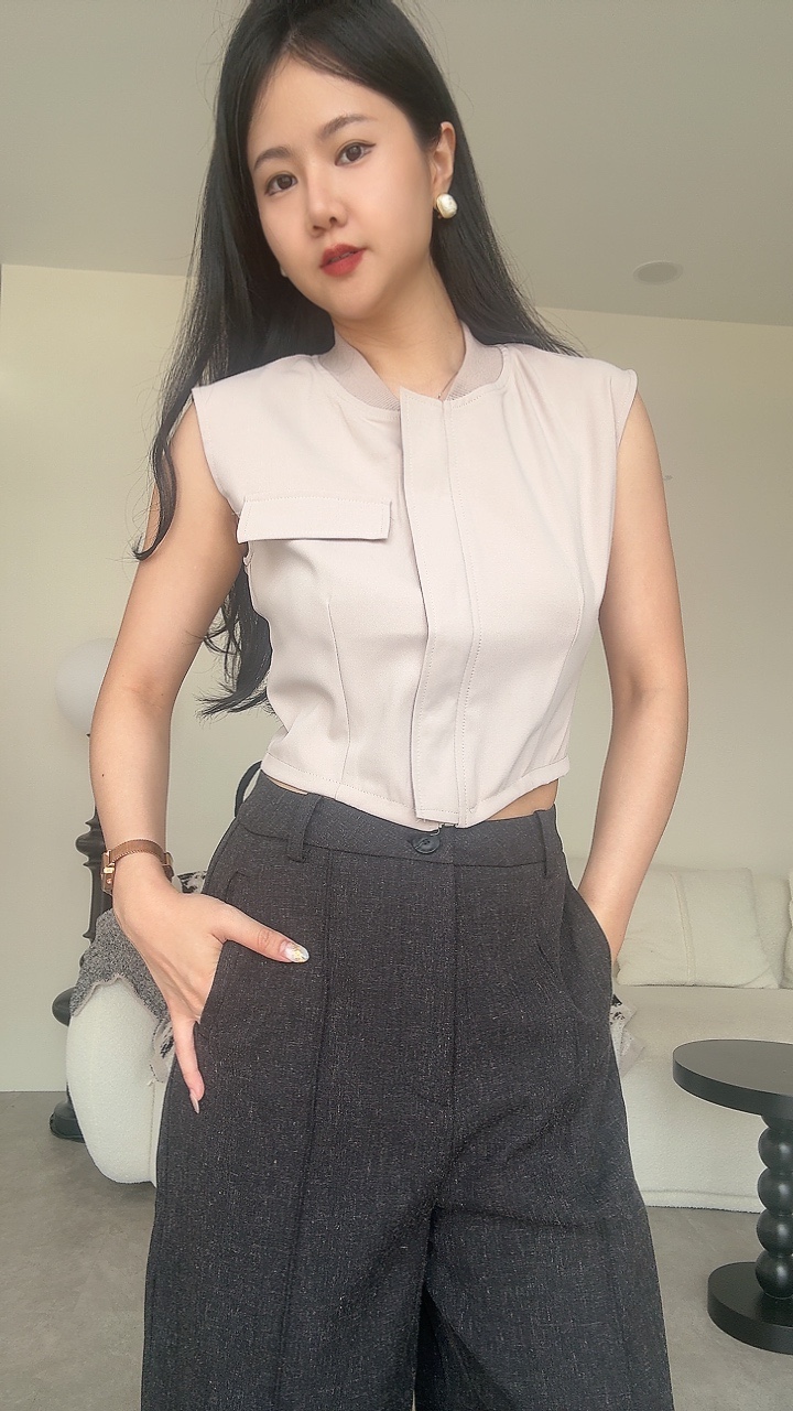 滑面棒球风无袖拉链上衣