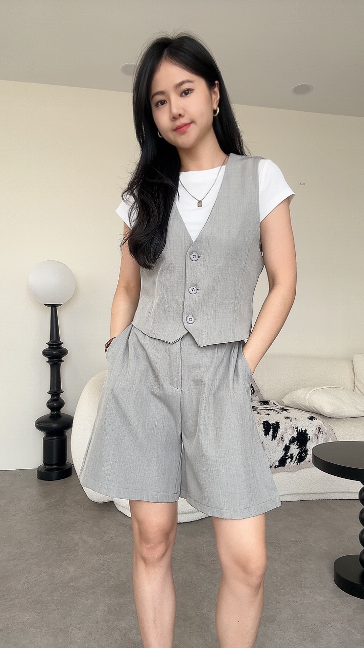 老钱4分低领马甲套装