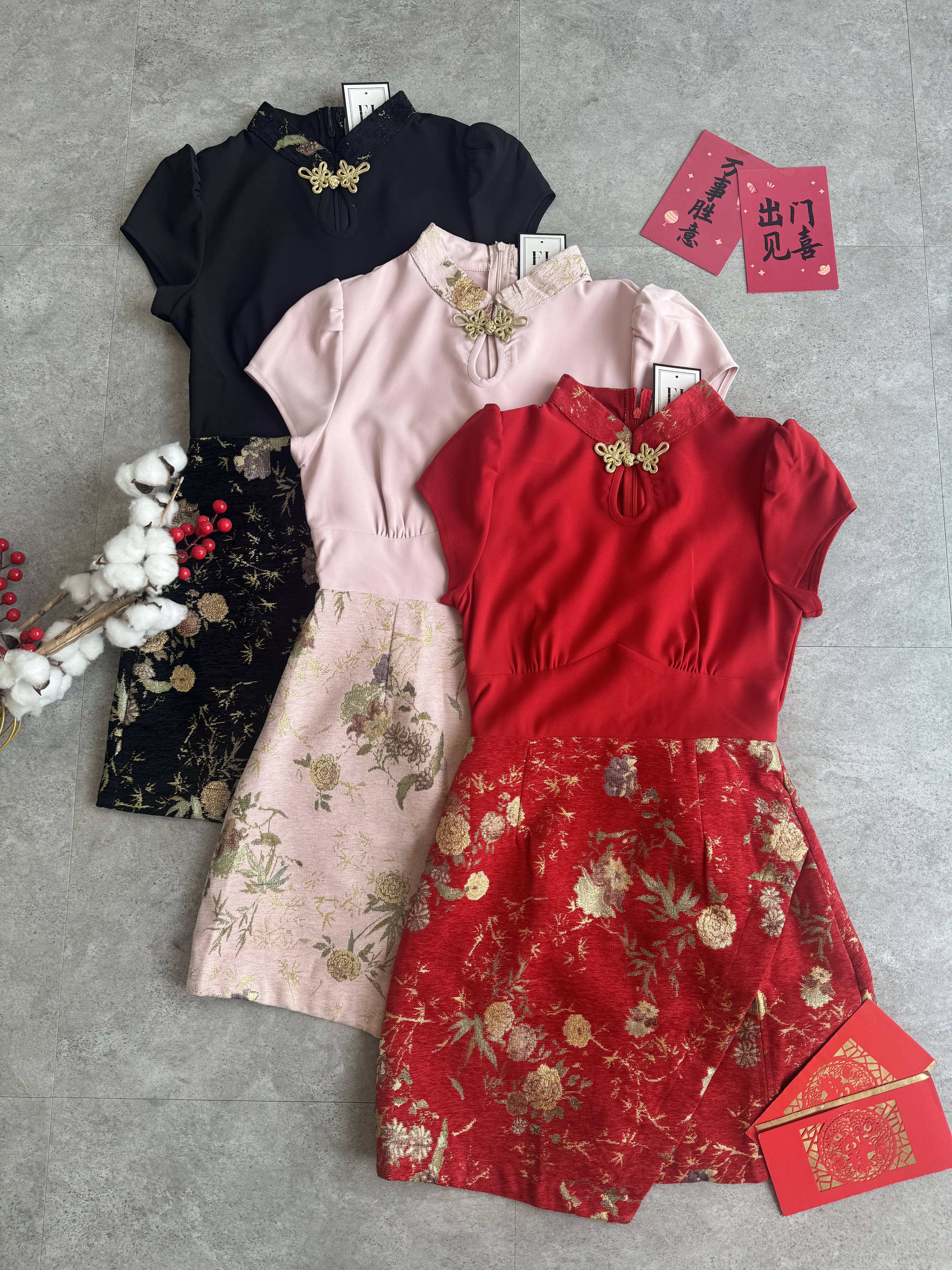 《新年旗袍》 修身拼色绒布连体裤