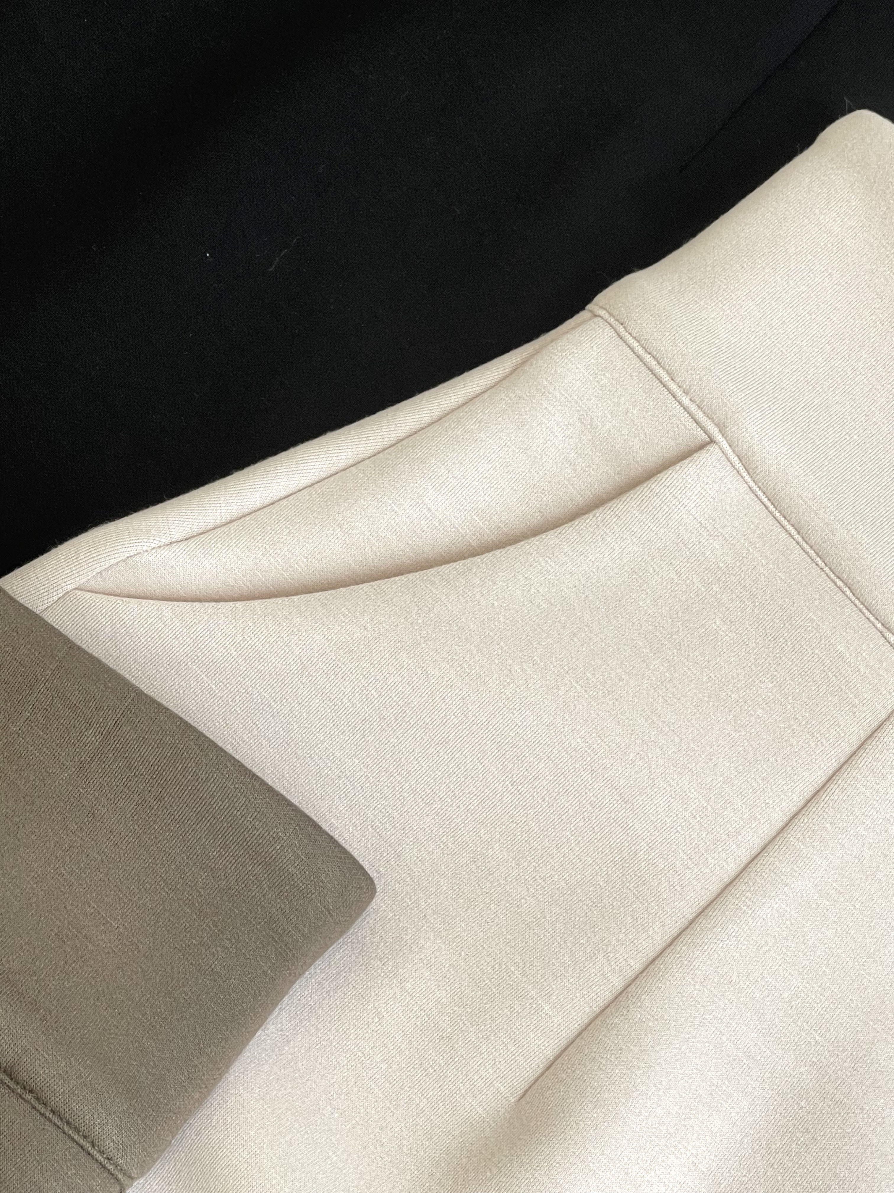 高腰罗马厚腰线长裙