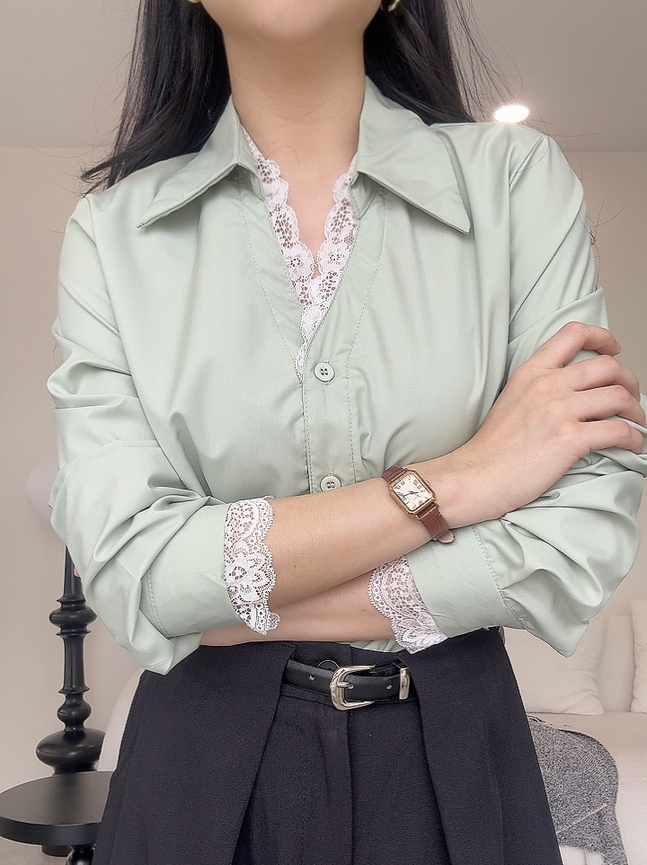 蕾丝边收腰长袖衬衫