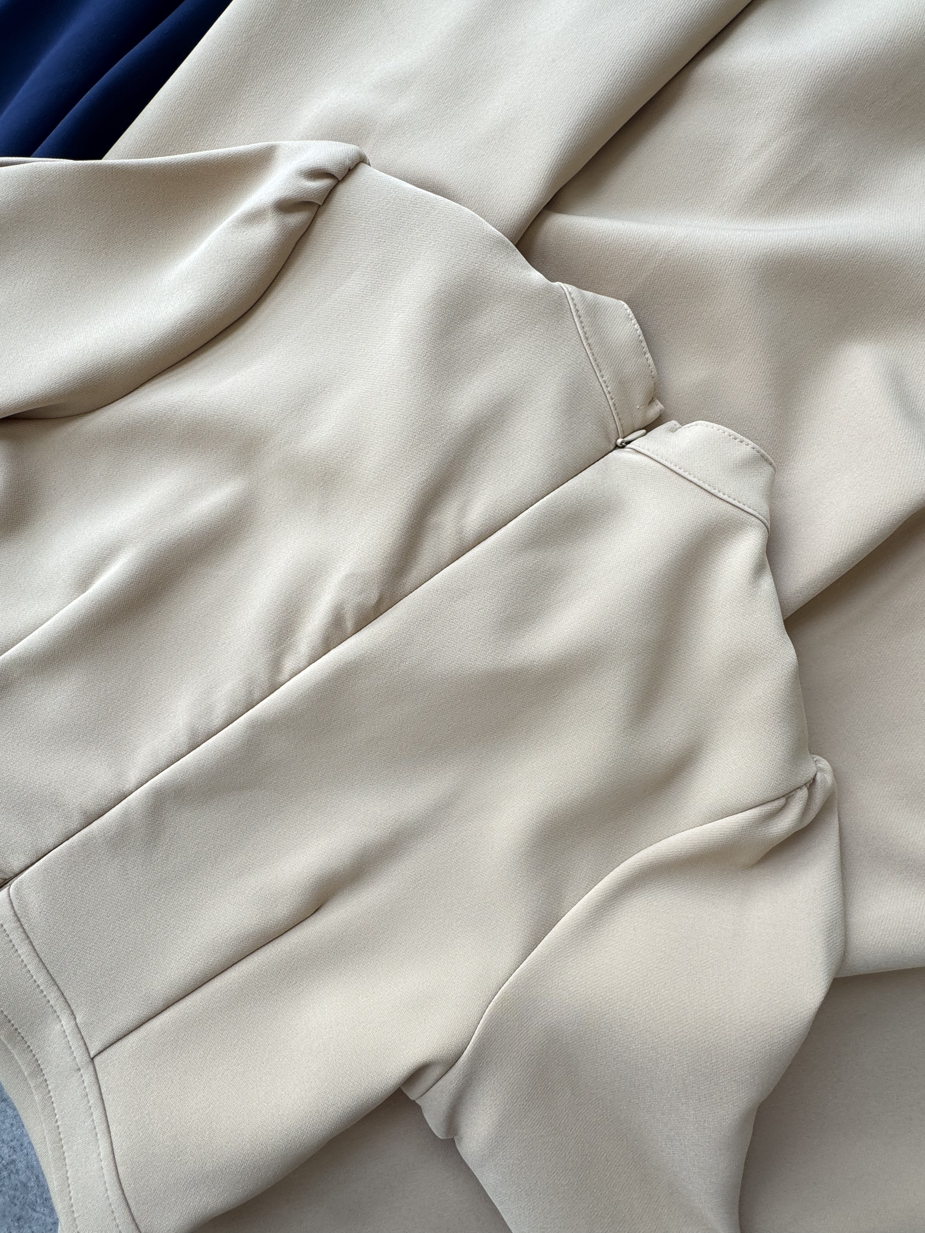 端庄典雅蝴蝶结短袖Dress