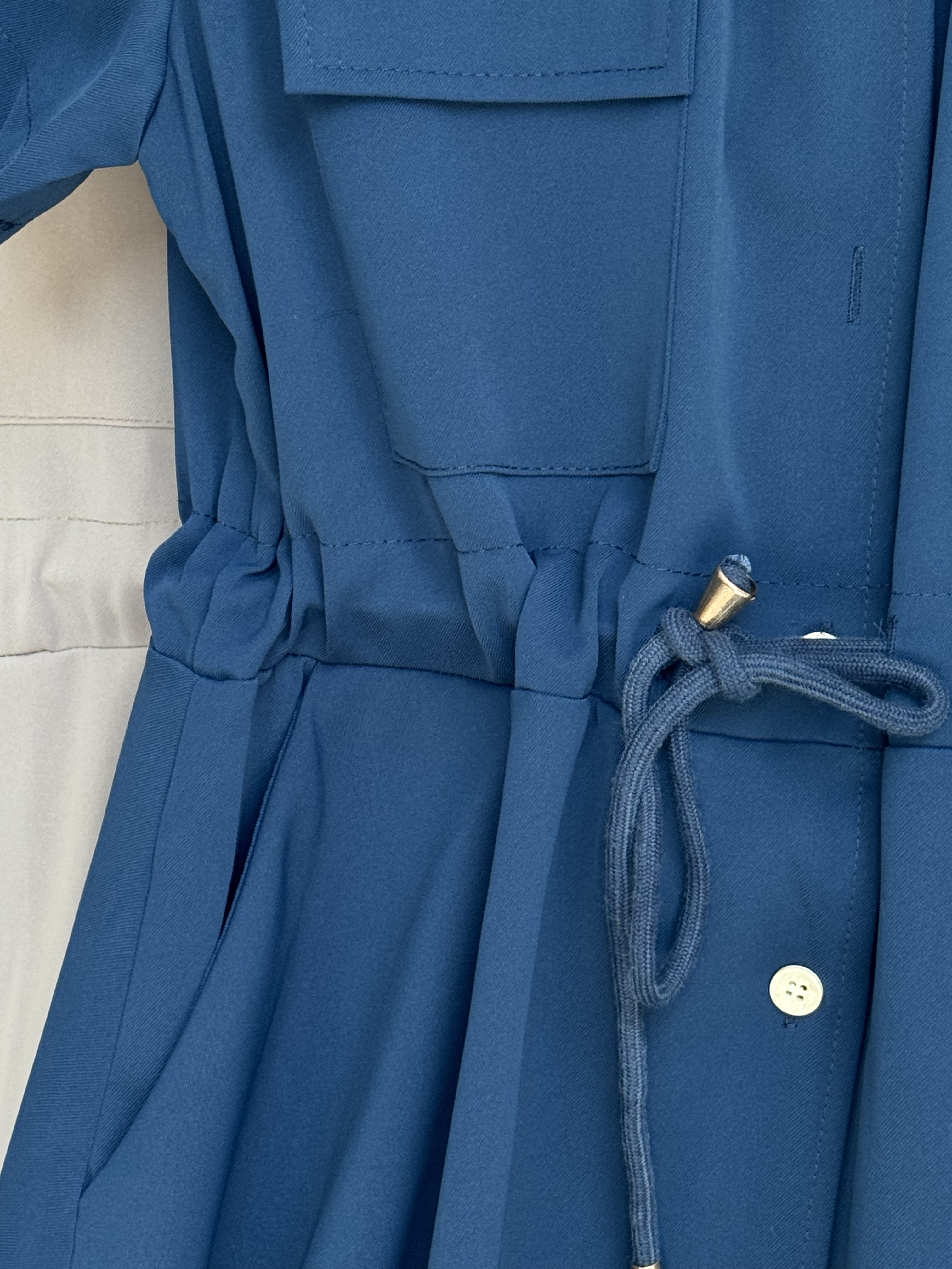 工装收腰连身裙