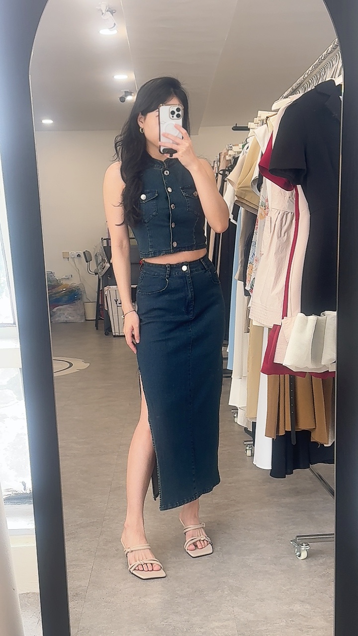 无袖马甲长裙开叉套装