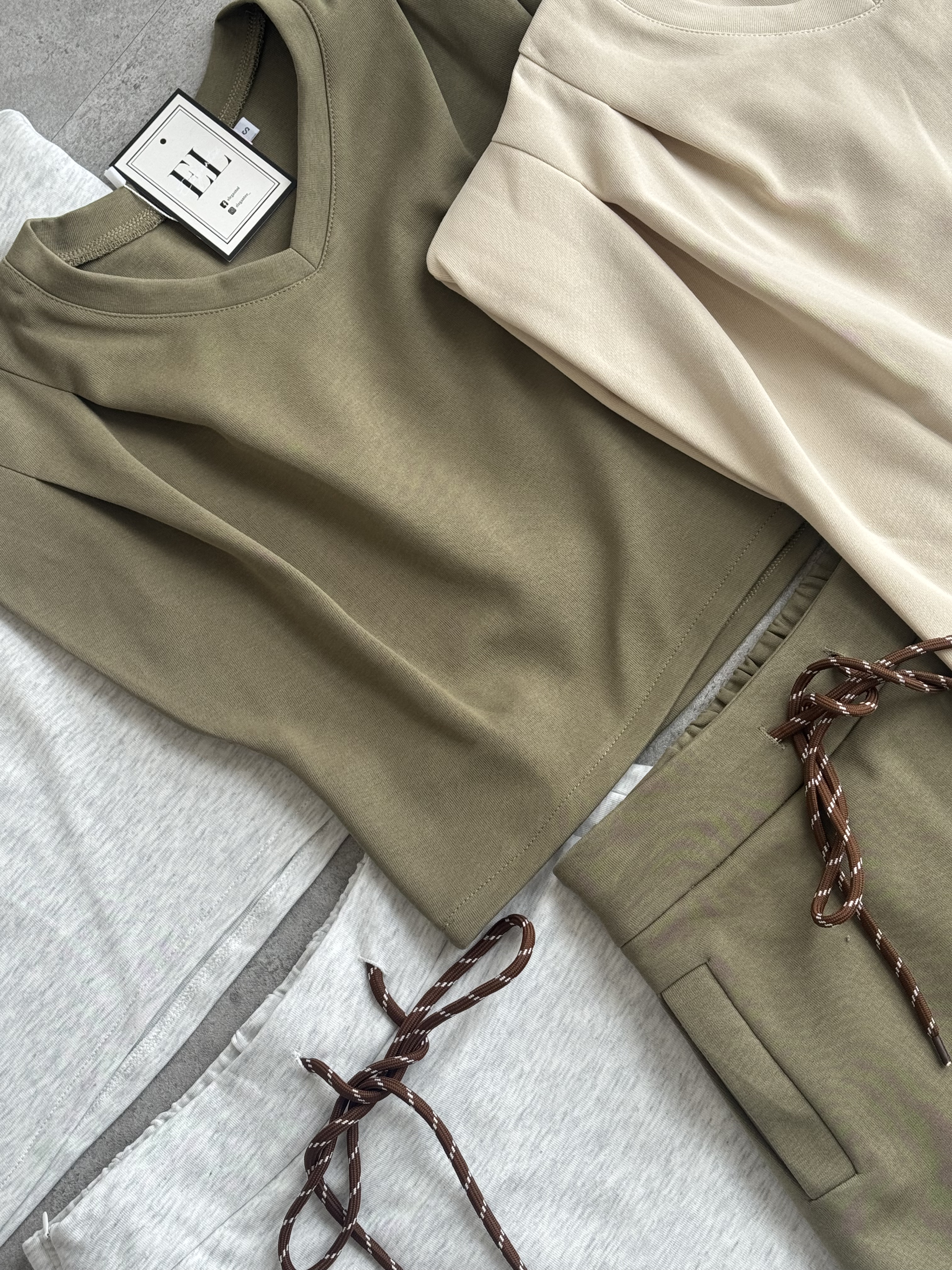 垫肩休闲裤裙套装